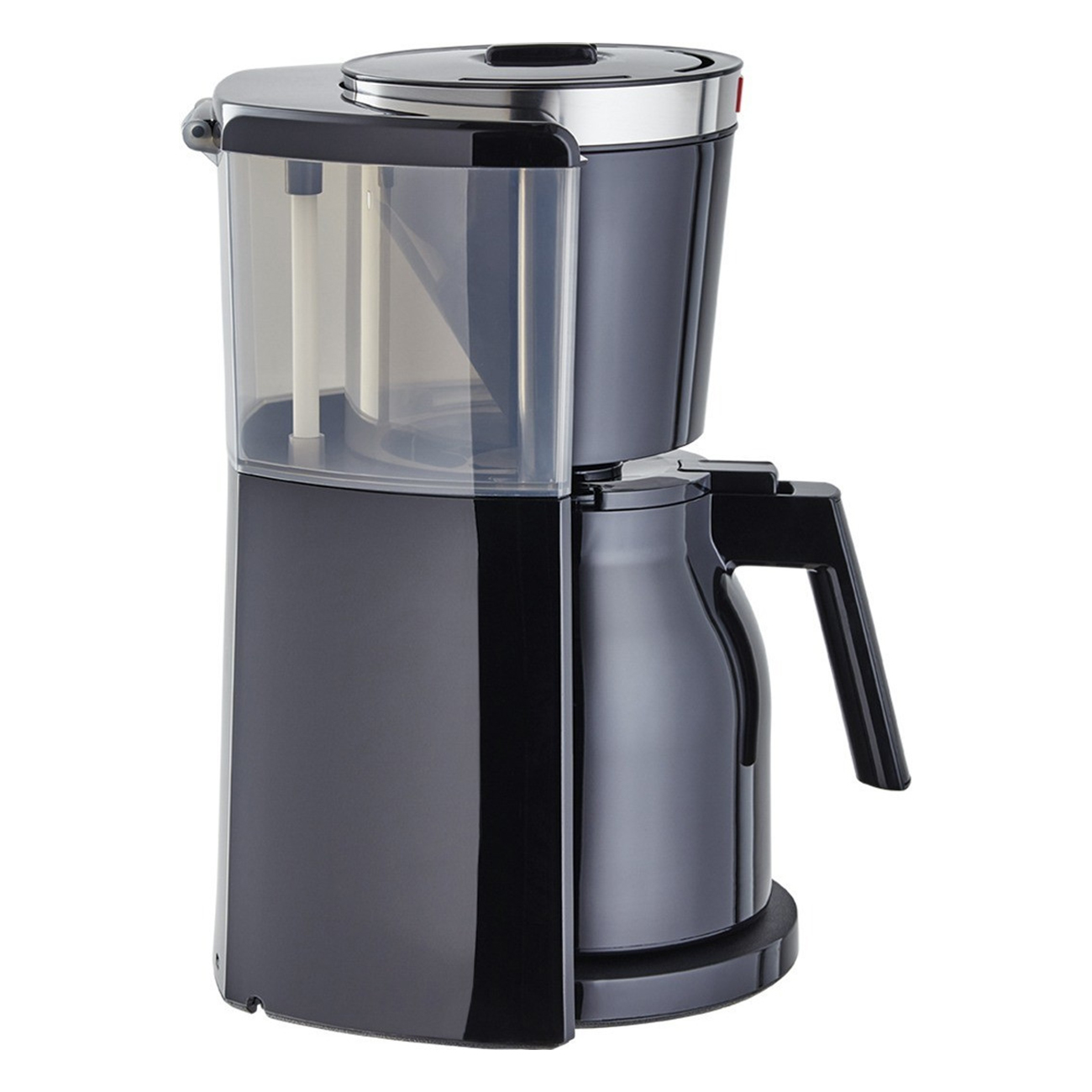 Una cafetera negra con una jarra térmica y un depósito de agua. El fondo es blanco.