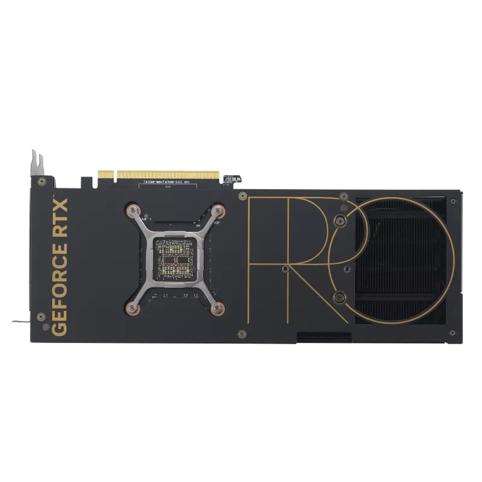 Scheda grafica nera con dettagli dorati e il logo GeForce RTX. Un ampio sistema di raffreddamento è sulla scheda.