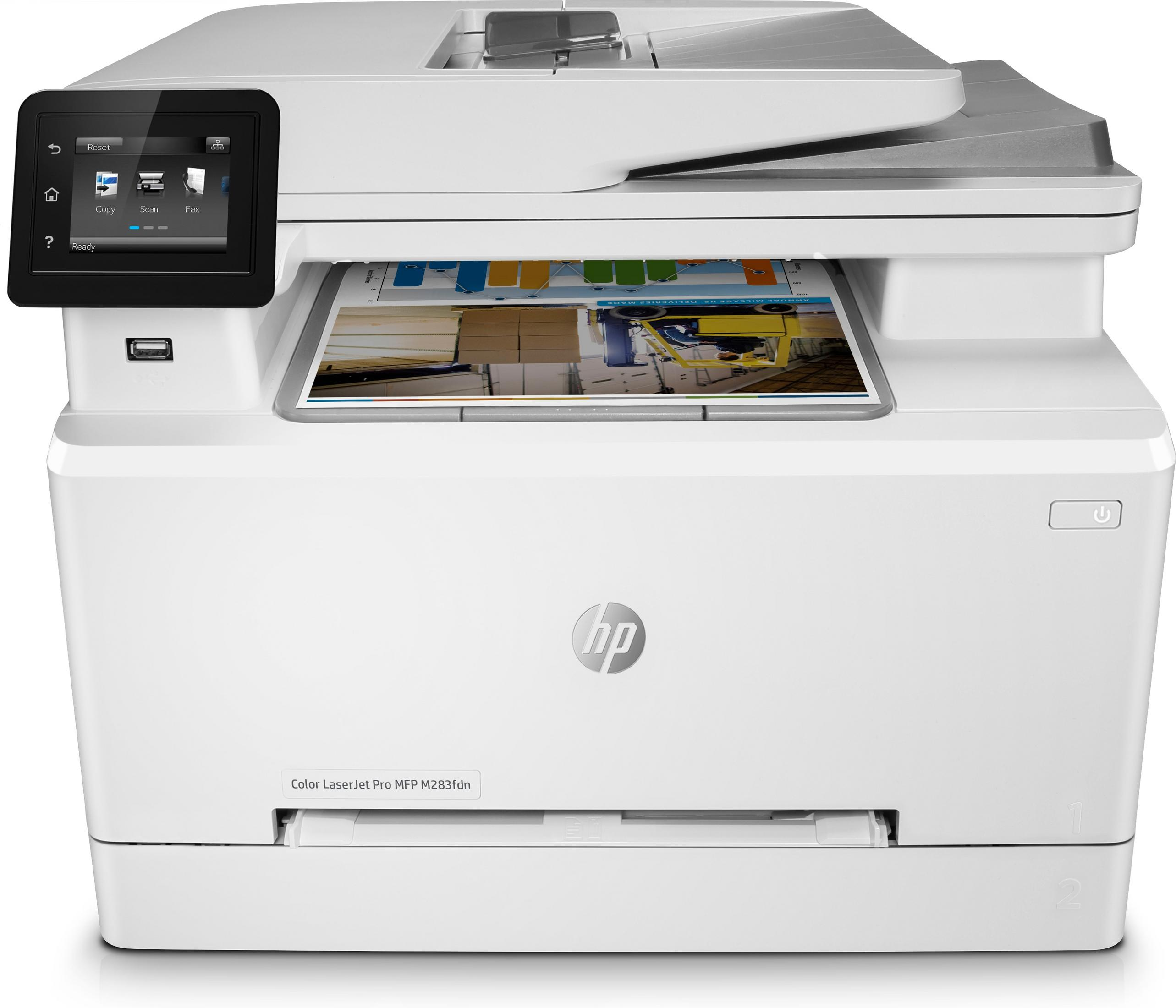 Stampante HP Color LaserJet Pro MFP M283fdn bianca, vista angolata. Sfondo bianco.