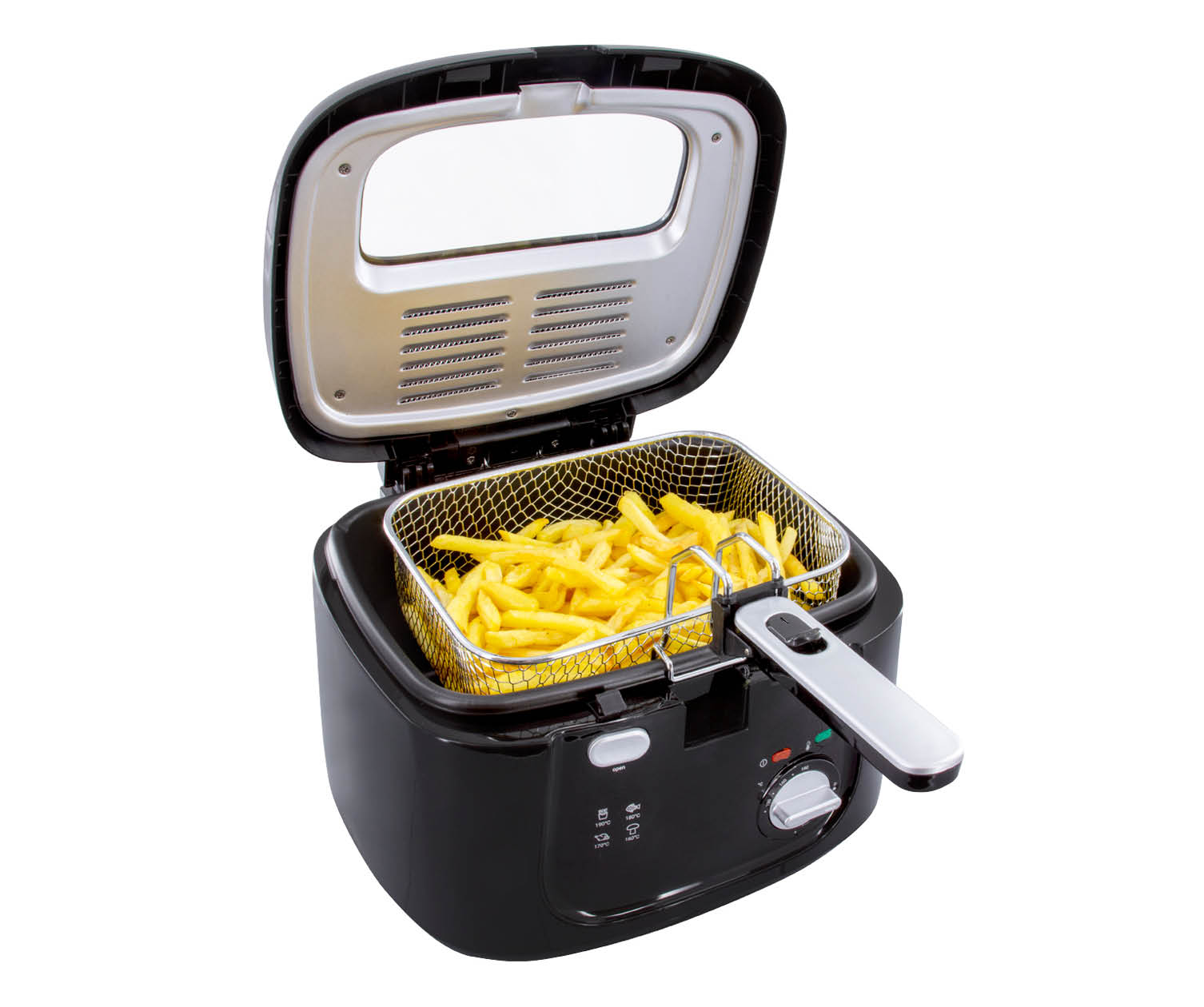 Schwarze Fritteuse mit offenem Deckel. Ein Korb mit Pommes Frites ist innen. Silberner Griff. Weißer Hintergrund.
