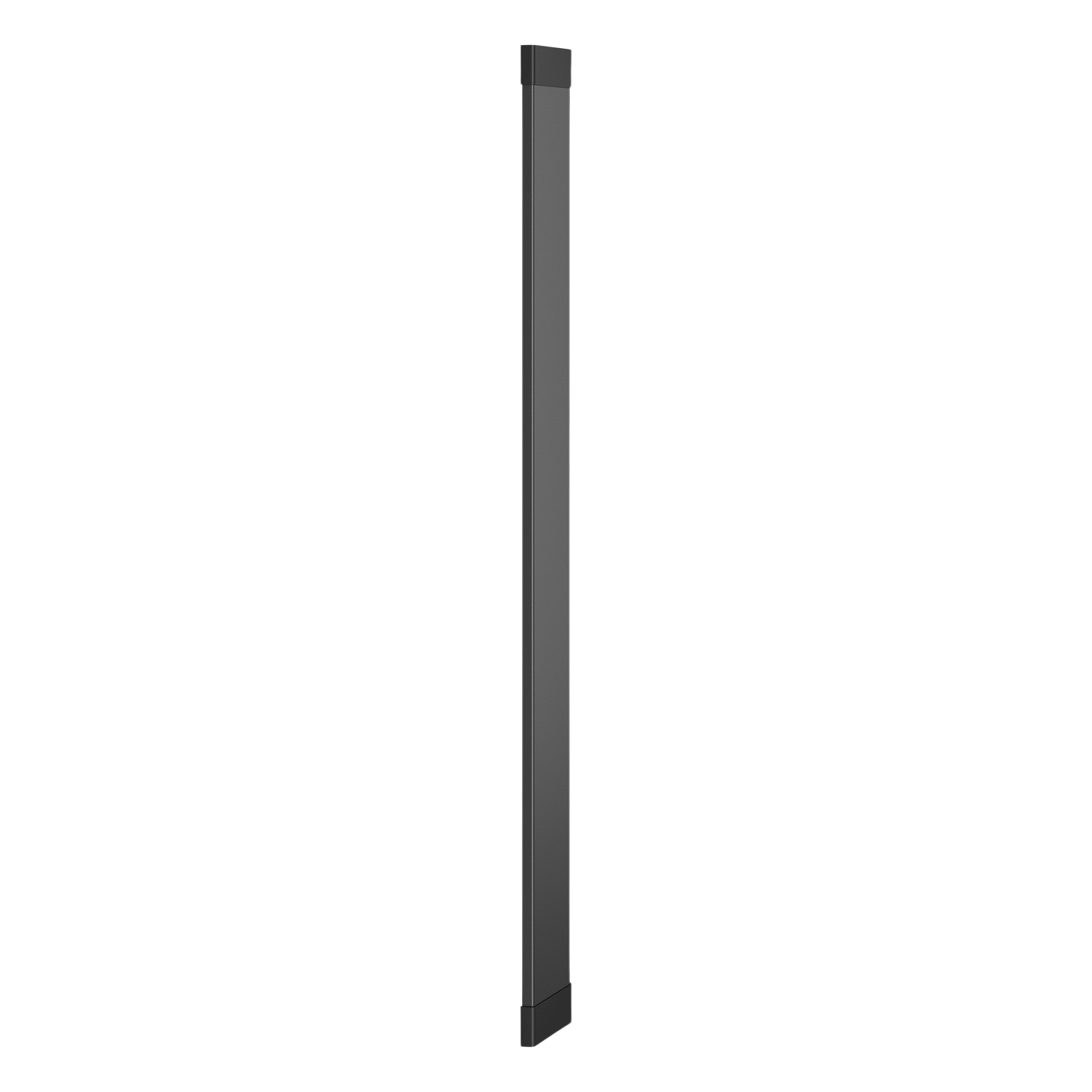 Une longue barre verticale en métal gris foncé sur fond noir.