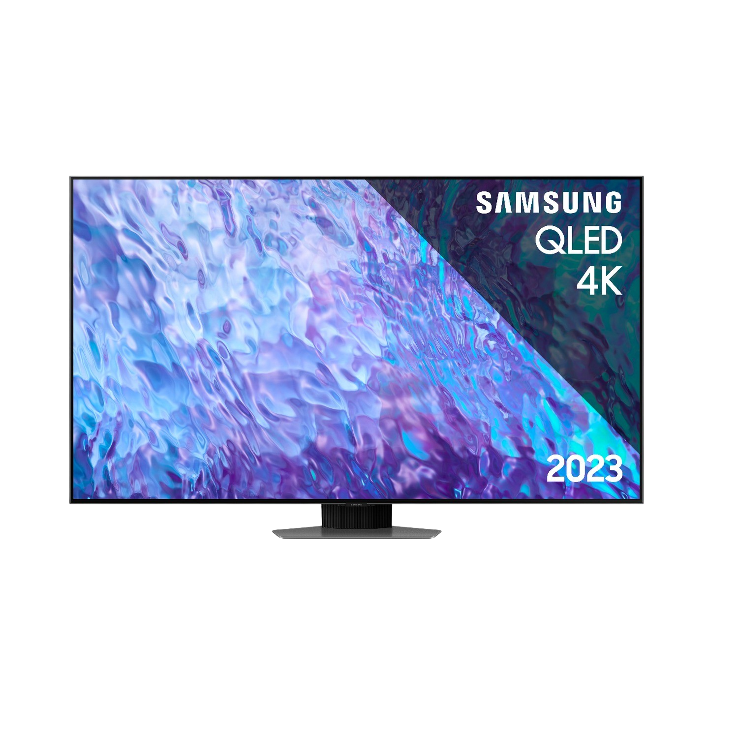 Telewizor Samsung QLED 4K. Przekątny gradient czarno-niebieski. Telewizor jest włączony. Widoczny jest rok 2023.