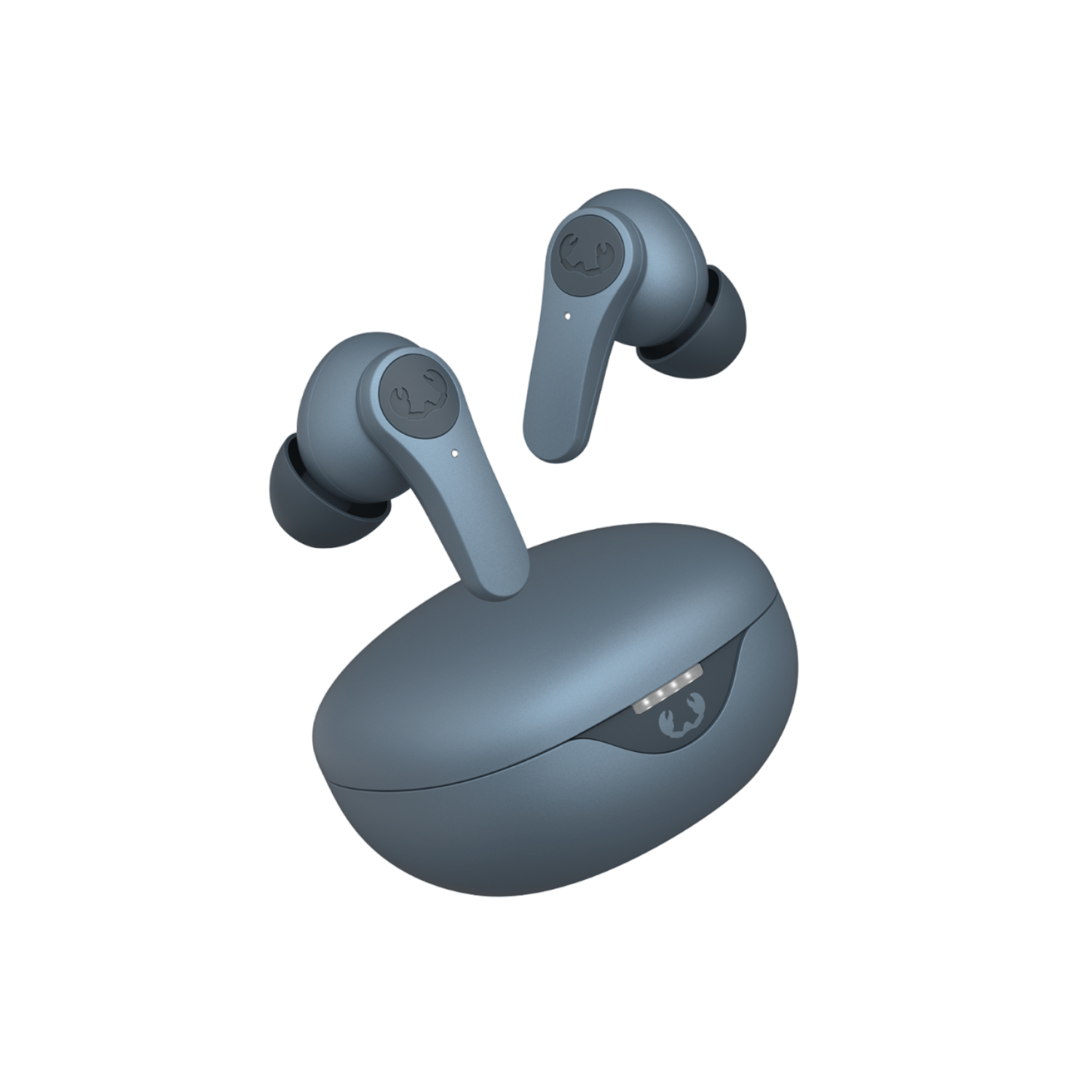 Niebieskie słuchawki z etui ładującym. Etui i słuchawki są niebieskie.