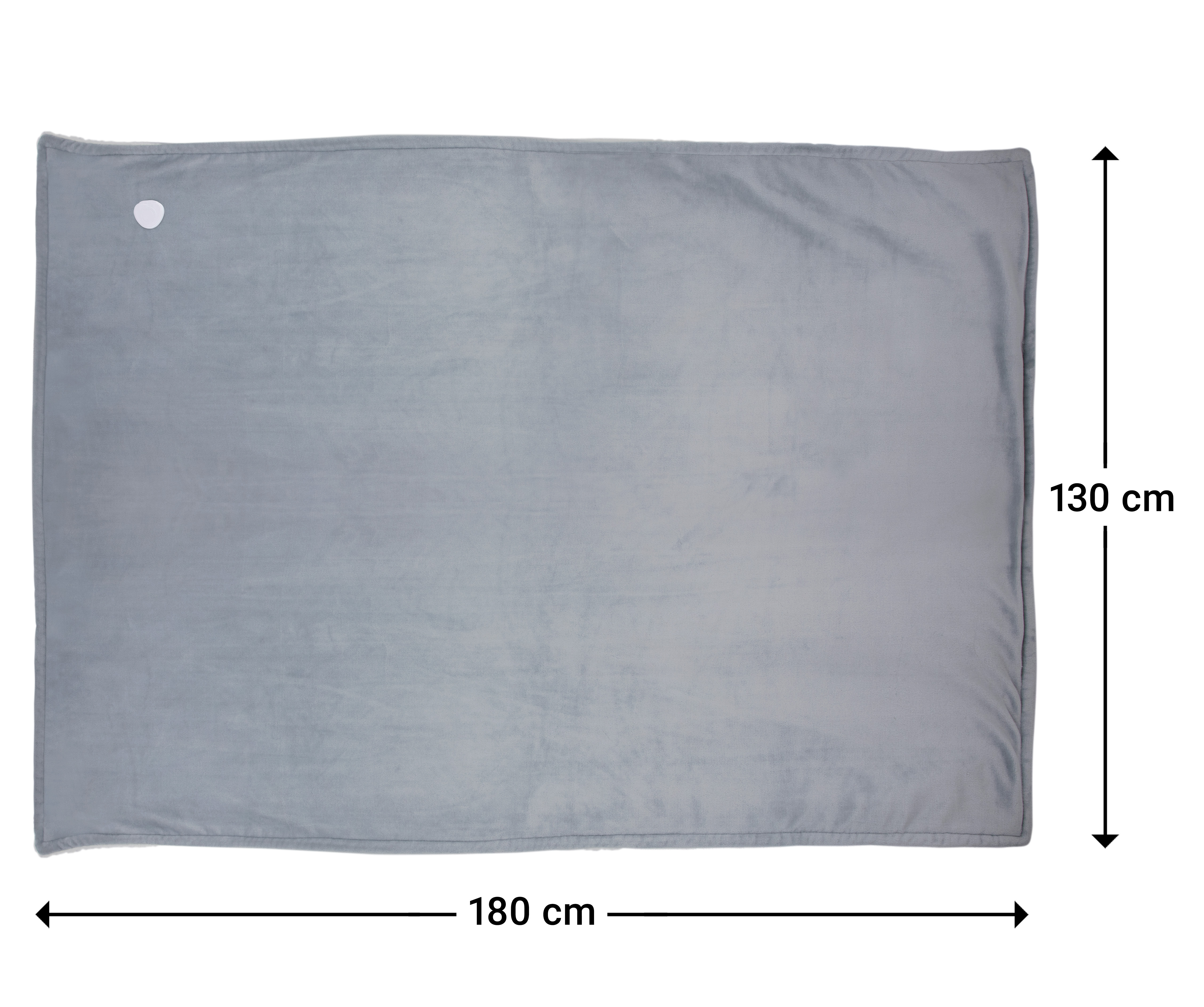 Graue Decke mit den Maßen 180 cm x 130 cm, mit einem weißen Knopf.
