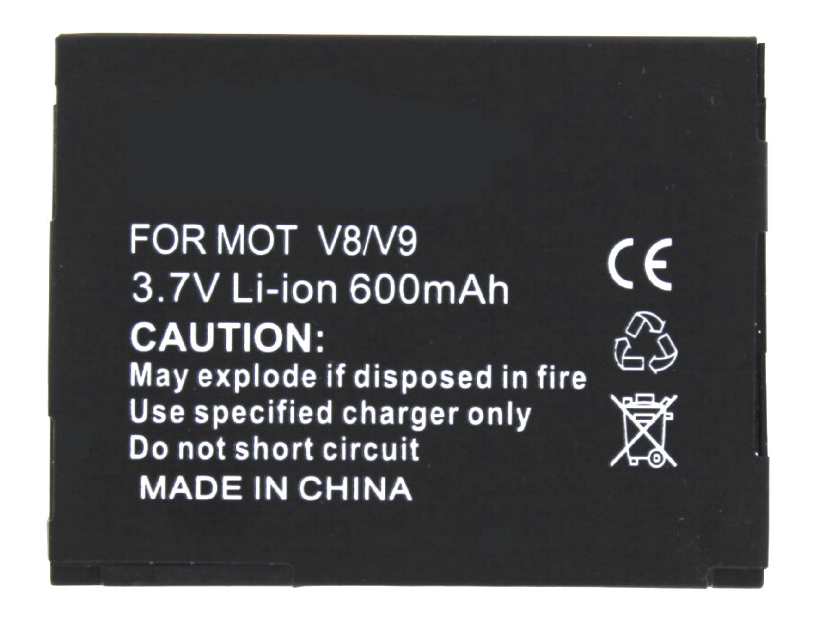 Schwarze Batterie mit Etikett und Warntext, auf weißem Hintergrund, mit Vorsichtshinweisen.