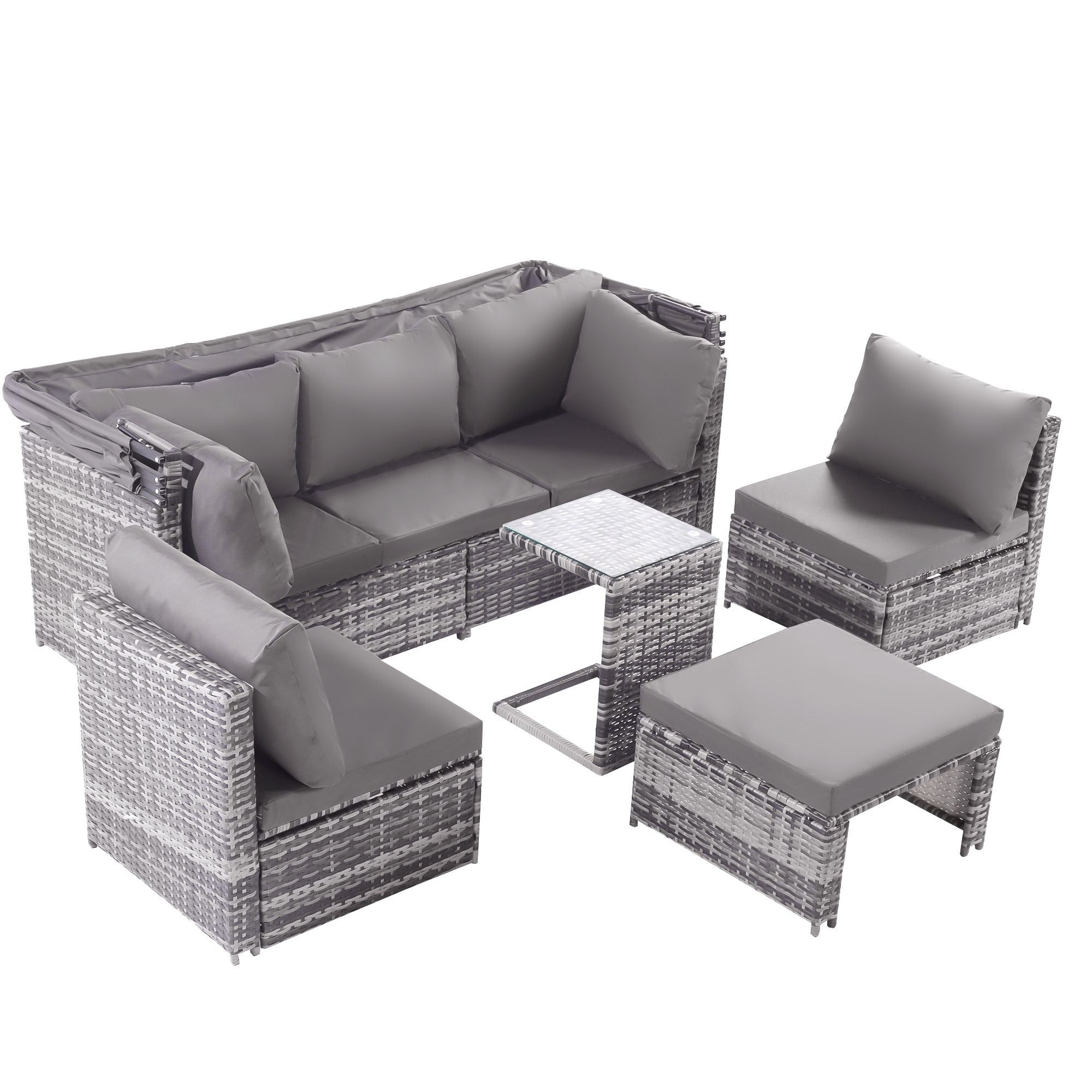 Outdoor-Set aus grauem Korbgeflecht mit Sofa, zwei Sesseln, einem Tisch und einem Hocker auf weißem Hintergrund.