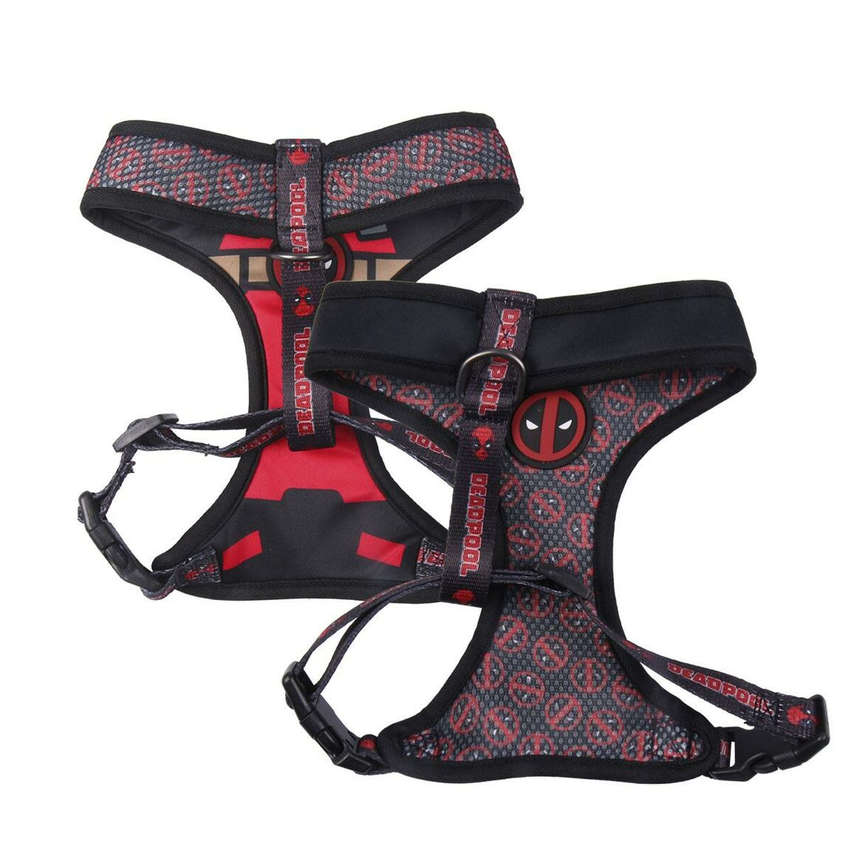 Zwei Hundegeschirre im Deadpool-Design. Sie sind rot und schwarz mit Deadpool-Logo.