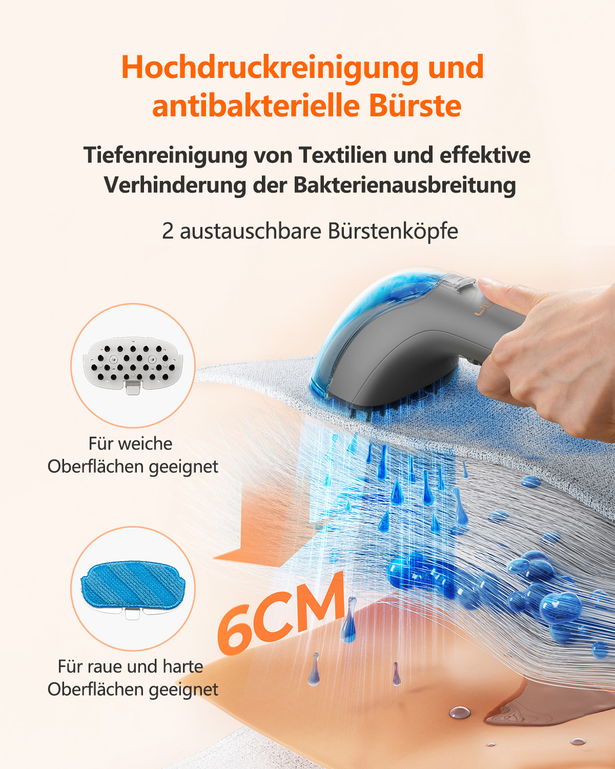 Ein Dampfreiniger mit zwei Bürstenköpfen und Wassertropfen auf einer Oberfläche.