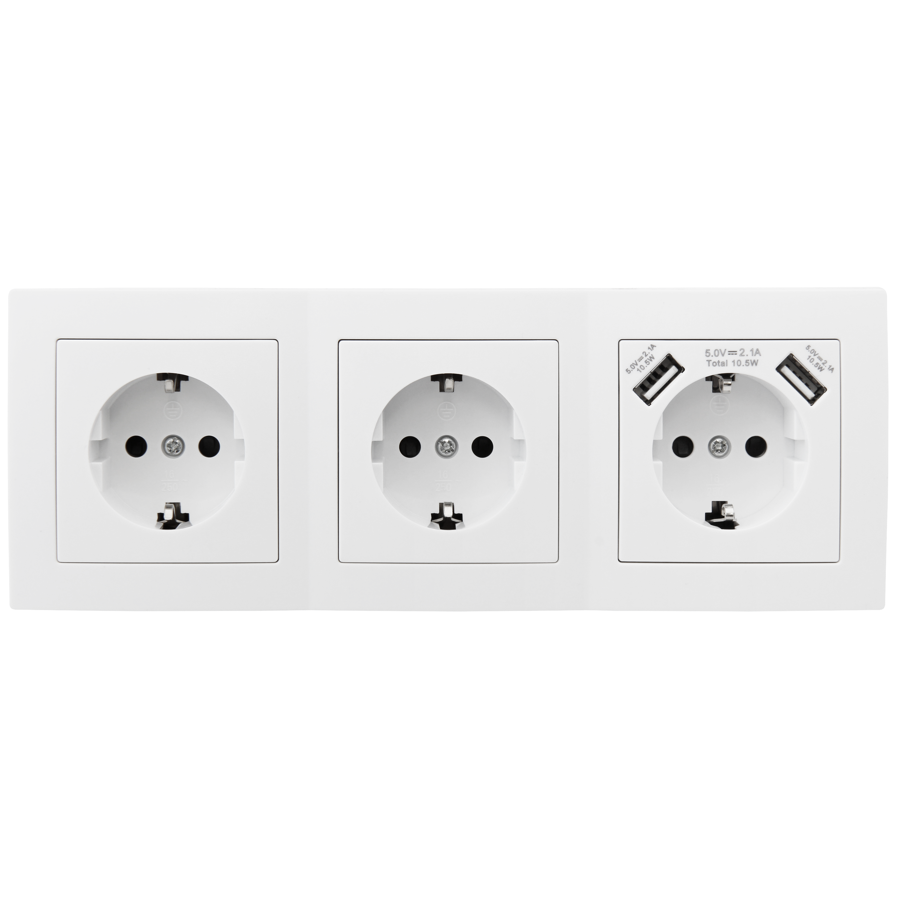 Weiße Dreifachsteckdose mit USB-Anschlüssen. Drei Steckdosen und zwei USB-Anschlüsse auf einer weißen Platte.