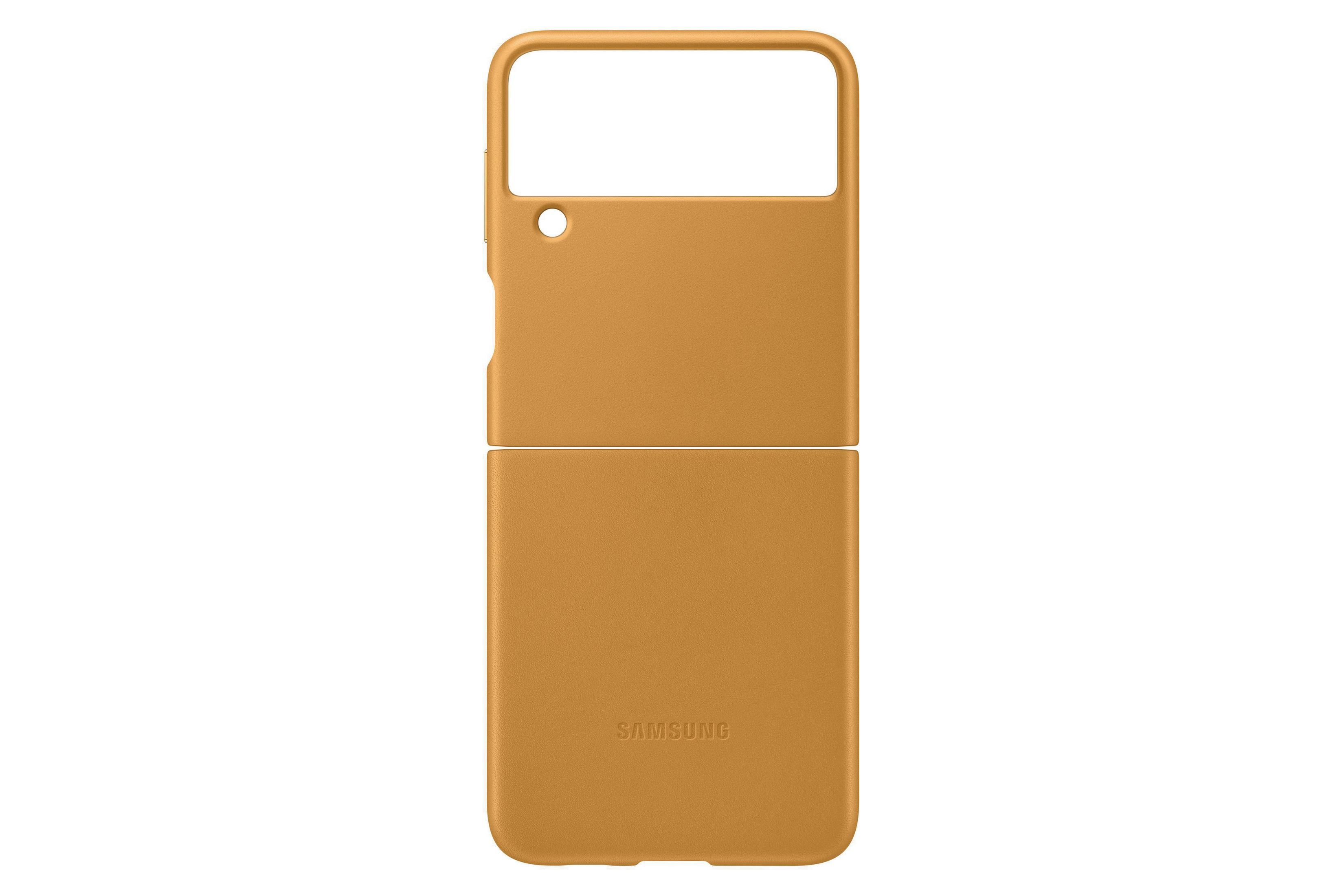 Una funda de teléfono Samsung color mostaza, plegada. El logotipo de Samsung está en la parte inferior.