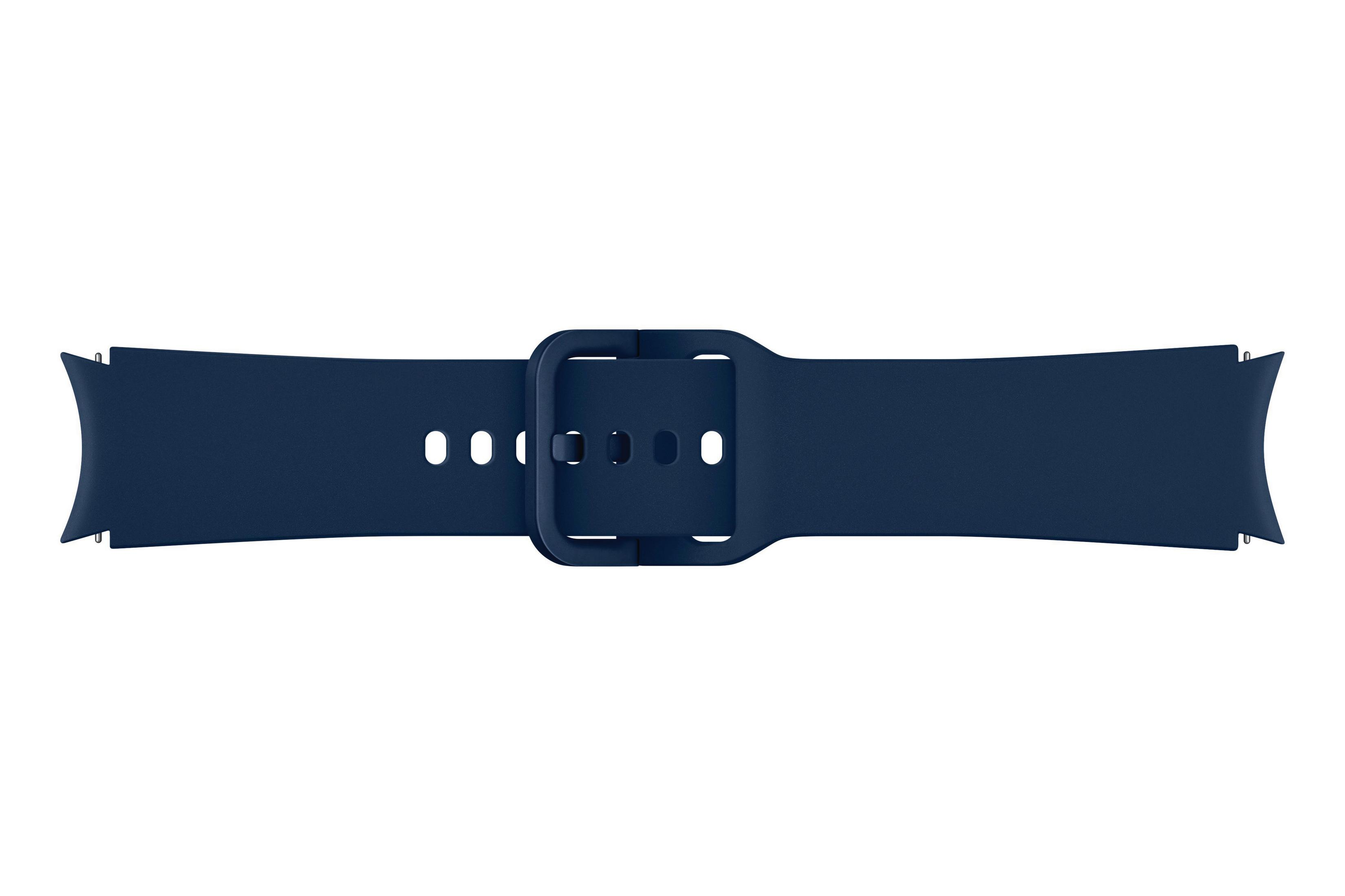 Niebieski pasek do smartwatcha ze sprzączką. Pasek jest zakrzywiony i posiada otwory do regulacji.