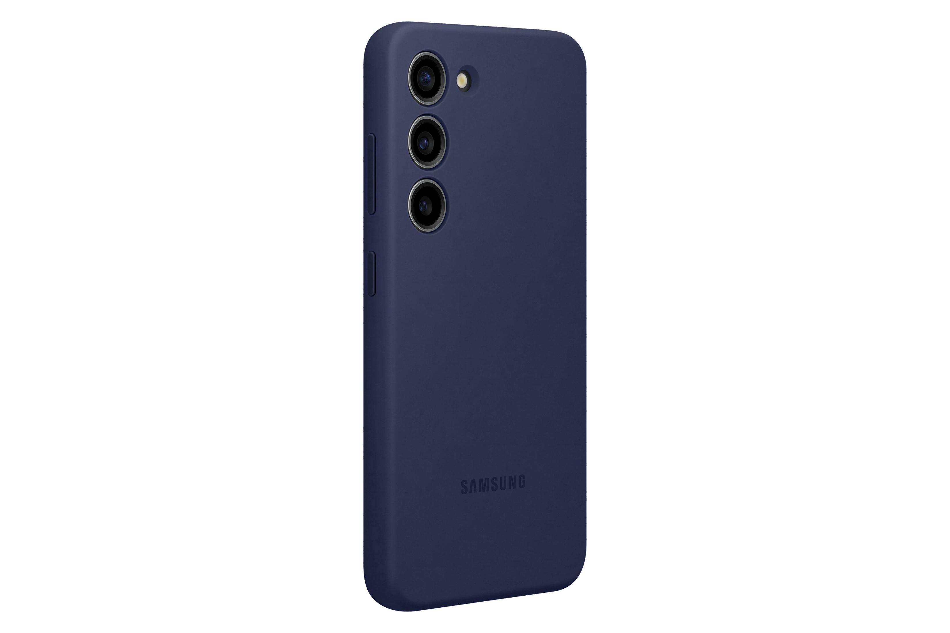 Eine marineblaue Handyhülle mit drei Kameralinsen und dem Samsung-Logo, von hinten gesehen.