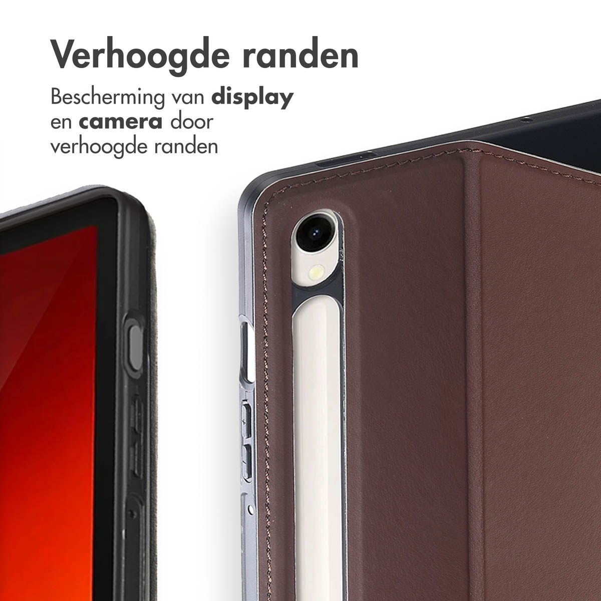 Gros plan sur un étui de tablette montrant la caméra et une fente pour stylo, de couleur marron.