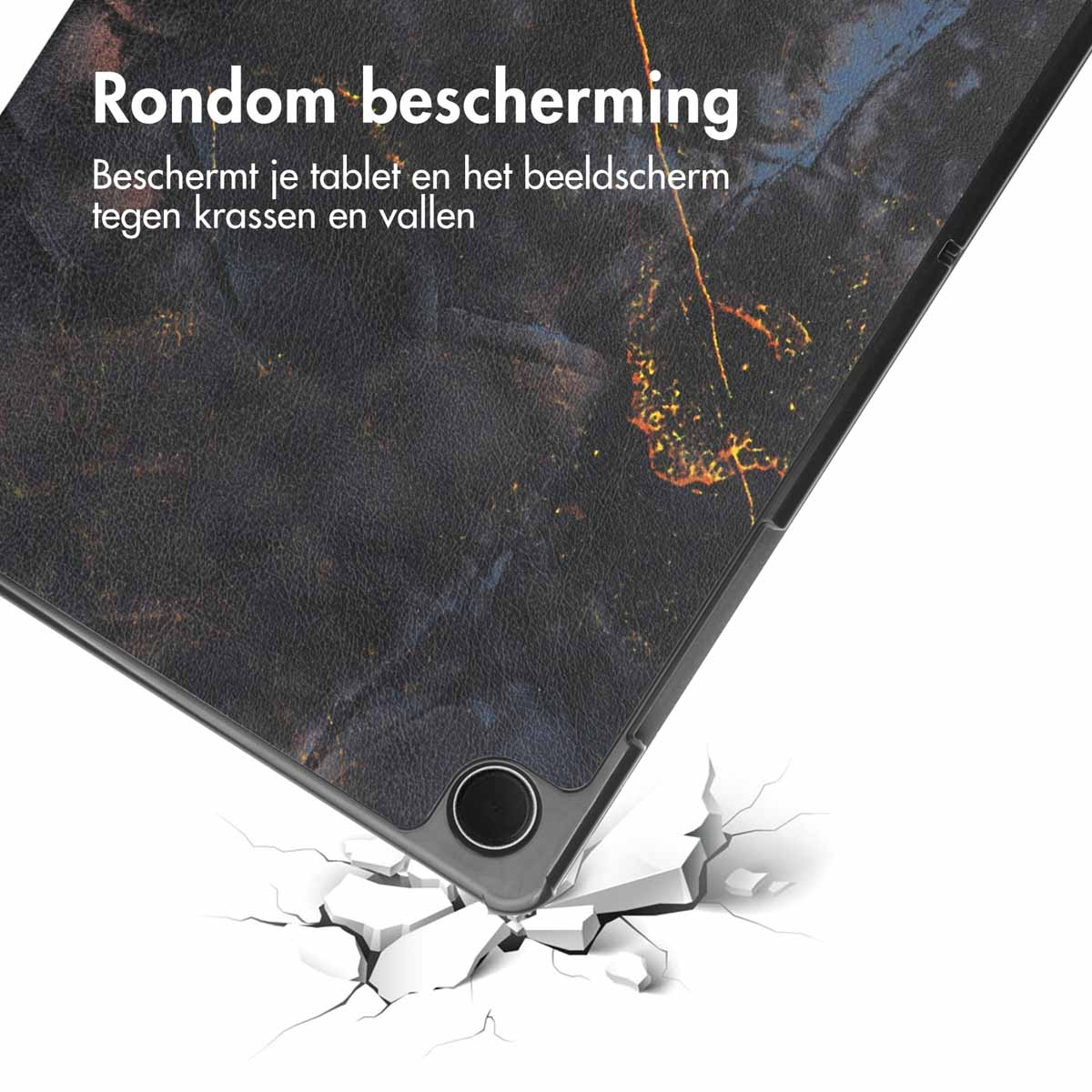 Tablette et son étui. L'étui a un design en marbre. Le texte indique une protection complète.