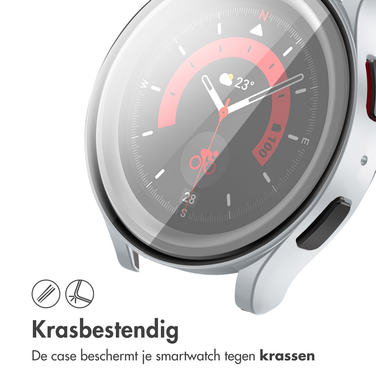 Smartwatch met een heldere schermbeschermer. Het horloge is zilverkleurig en het scherm toont gegevens.