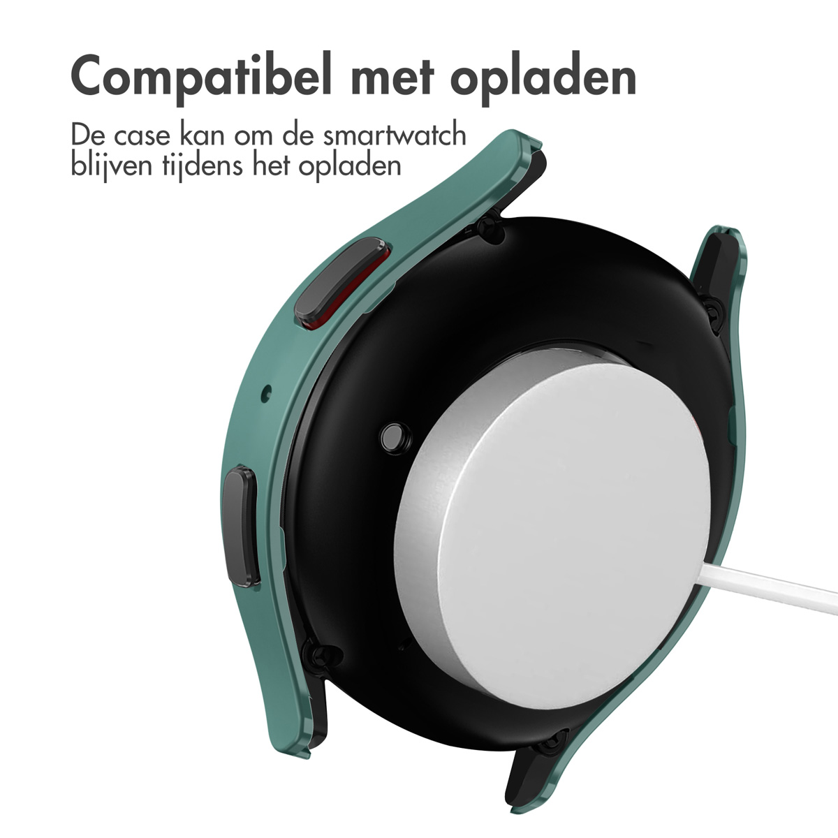Groene smartwatch hoes op lader. Tekst: Compatibel met opladen.