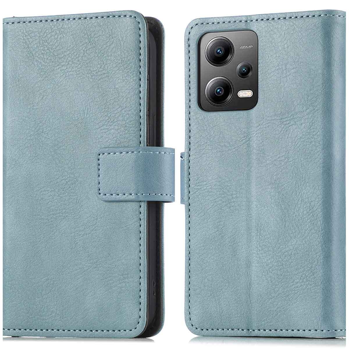 Étui de téléphone bleu clair, ouvert. La caméra du téléphone est visible. L'étui a un fermoir.