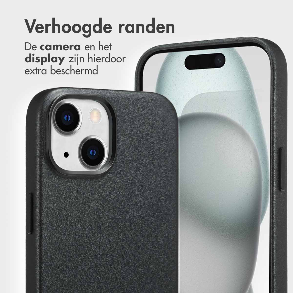Gros plan d'une coque de téléphone noire et d'un écran de téléphone. L'étui a des bords surélevés pour protéger l'appareil photo et l'écran.