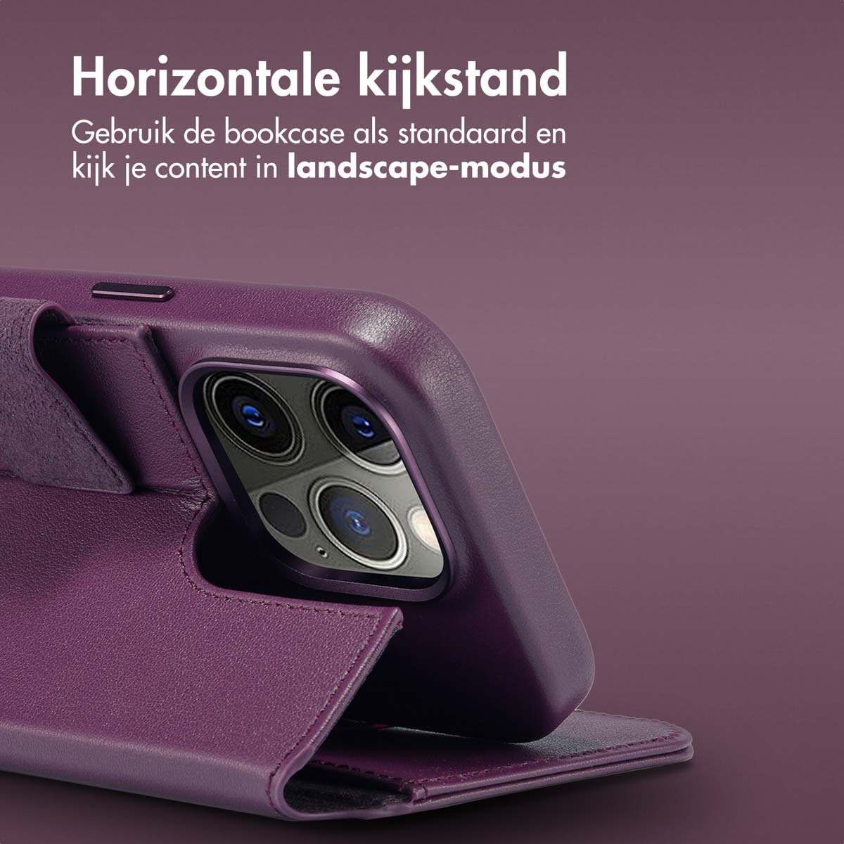 Coque de téléphone violette avec support intégré, téléphone visible.