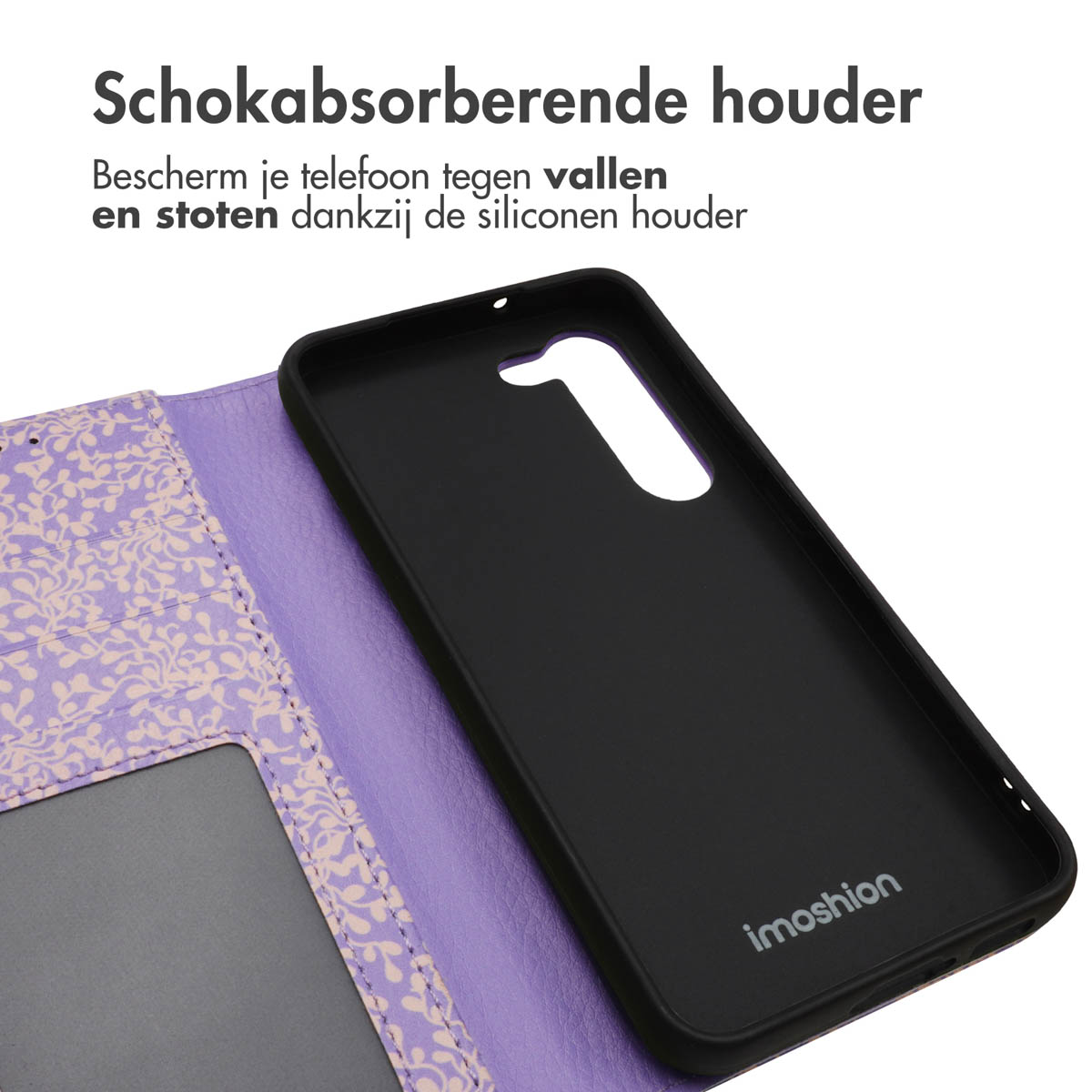 Telefoonhoesje met een paars bloemenpatroon, open. Toont de telefoon binnenin. Zwarte houder. Witte achtergrond.