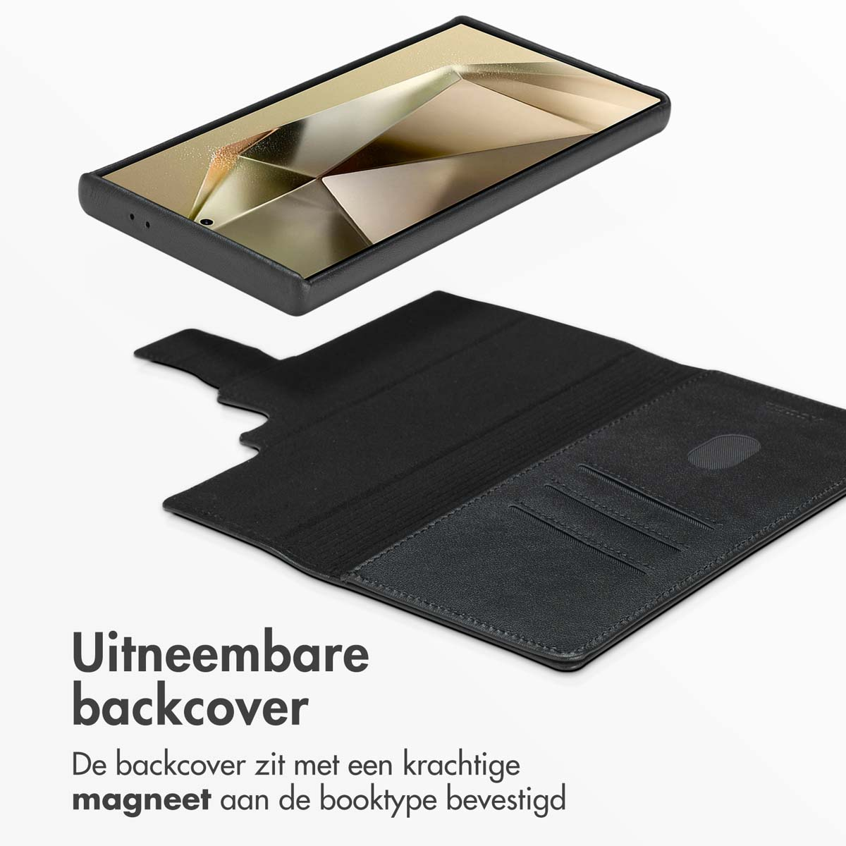 Un étui de téléphone noir avec une couverture arrière amovible est montré. L'étui a des fentes pour cartes.