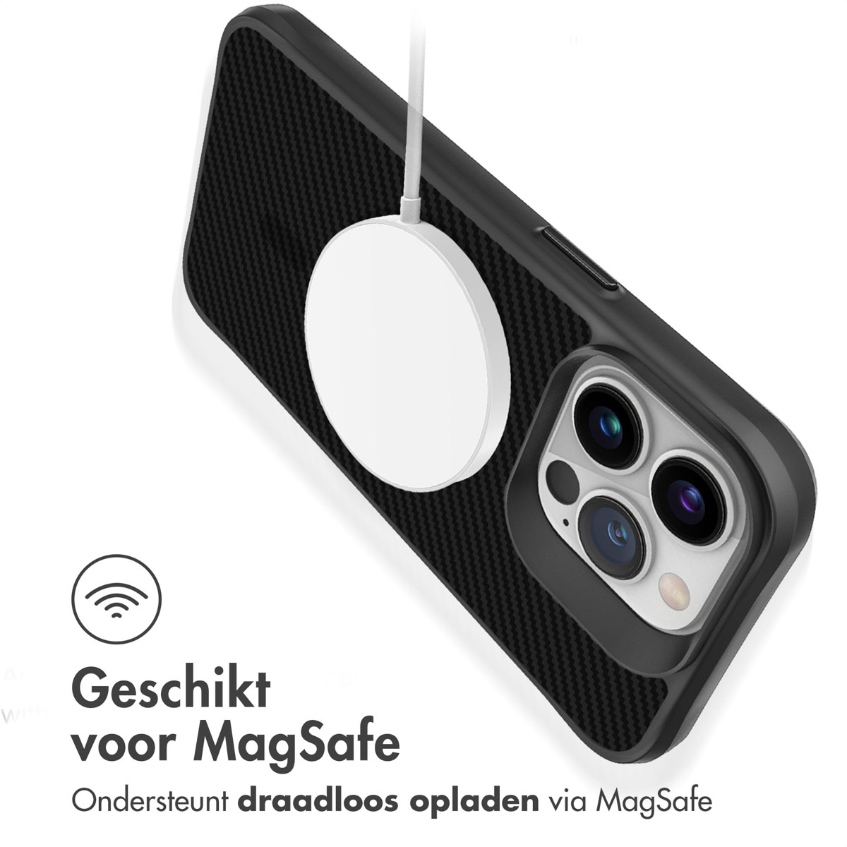 Zwarte telefoonhoes met MagSafe lader en camera-array.