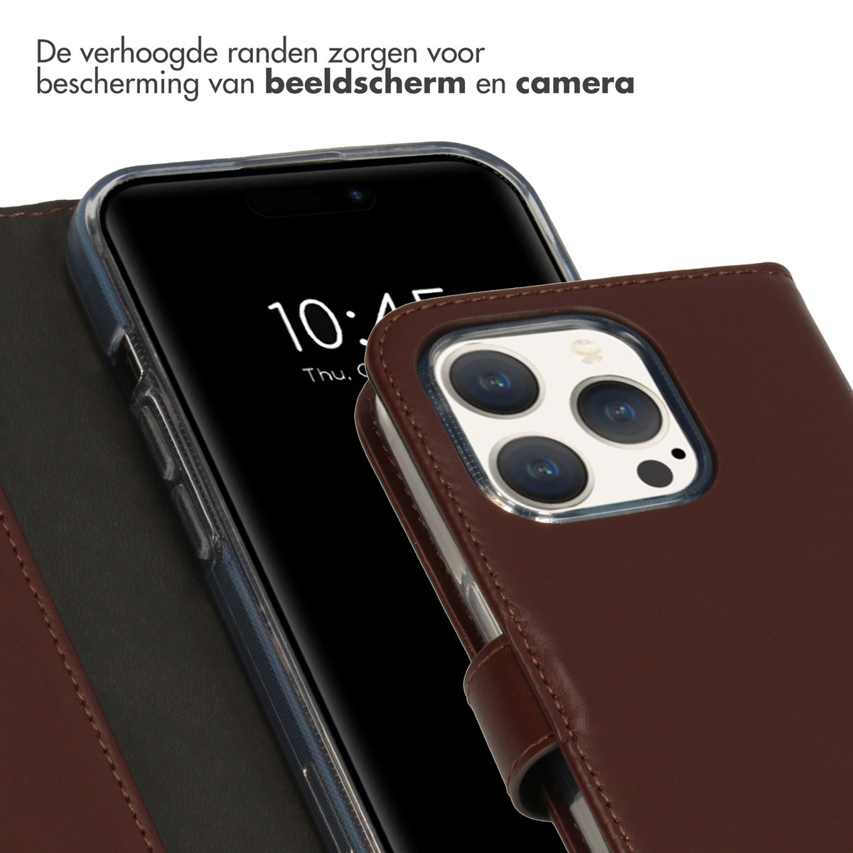 Telefono in una custodia in pelle marrone. Primo piano dello schermo e della fotocamera.