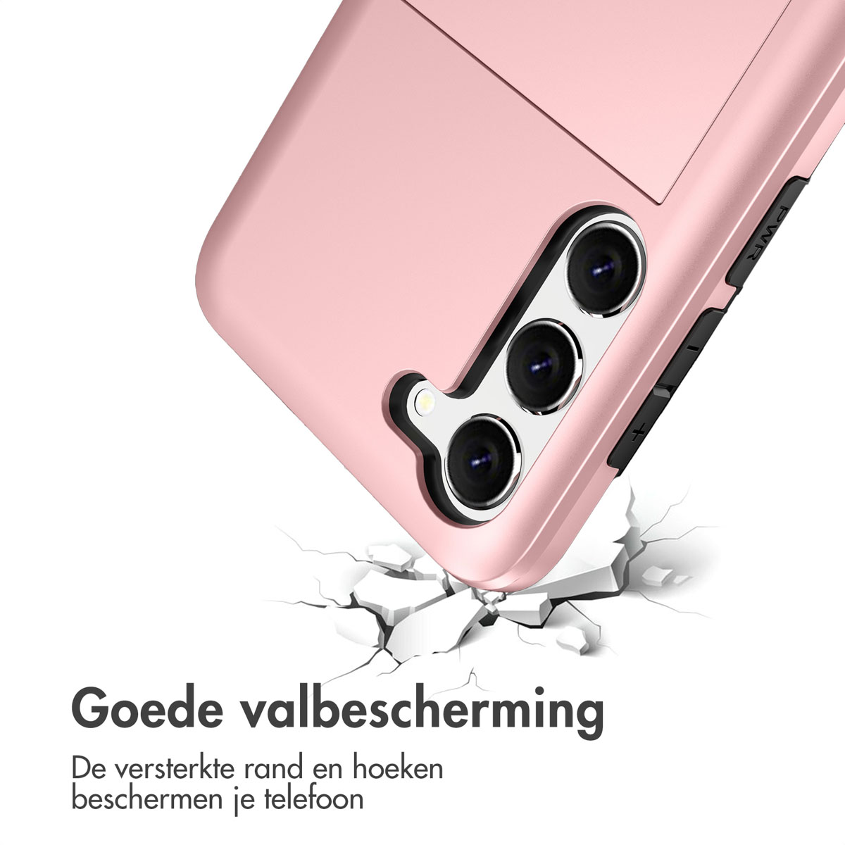 Roze telefoonhoes met drie camera's die op scheuren valt.
