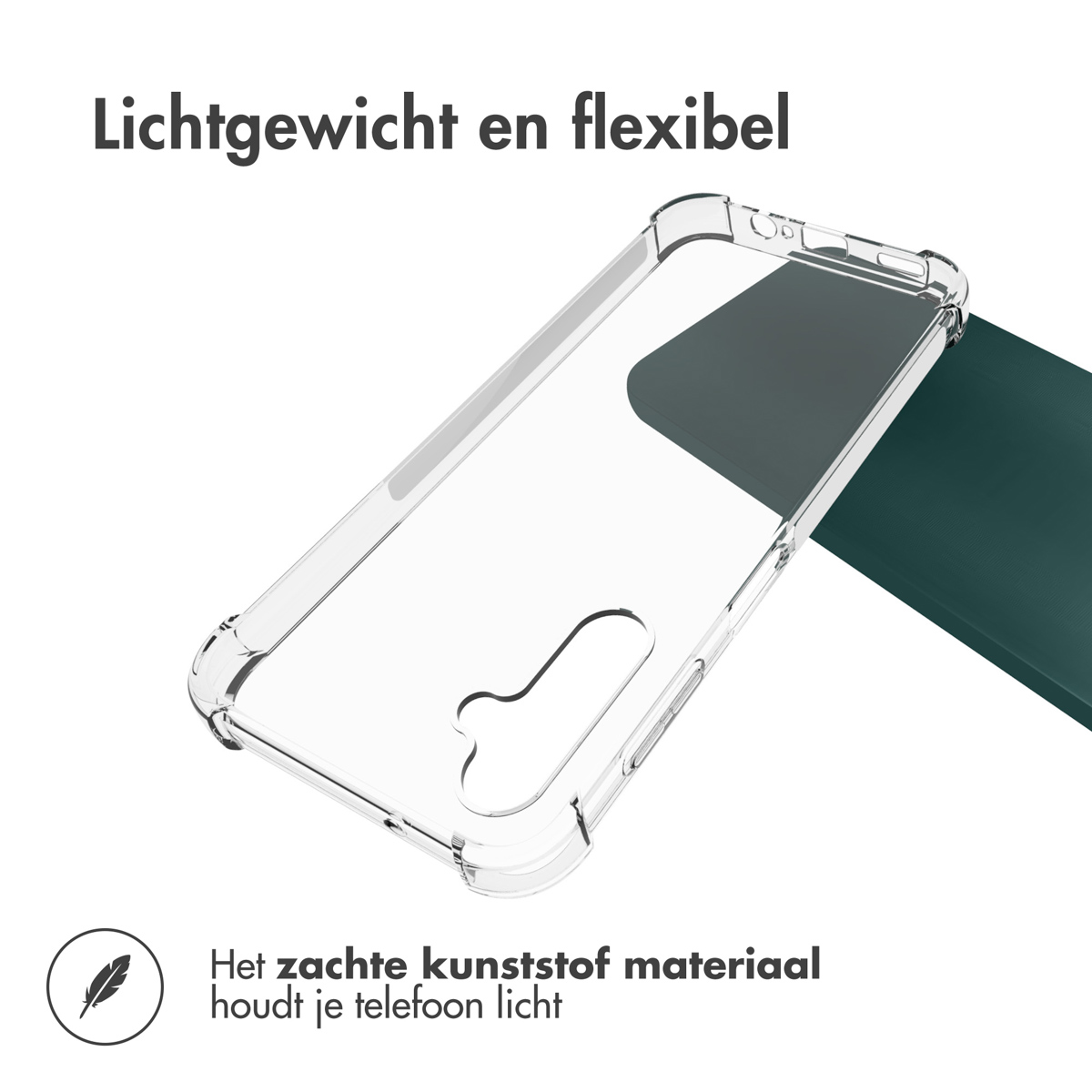 Coque transparente avec fond vert, vue en angle.