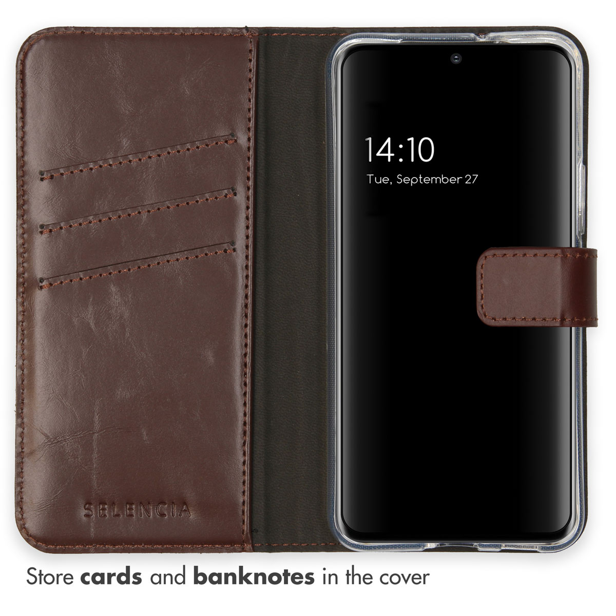 Étui de téléphone en cuir marron avec fentes pour cartes et un smartphone à droite indiquant l'heure.