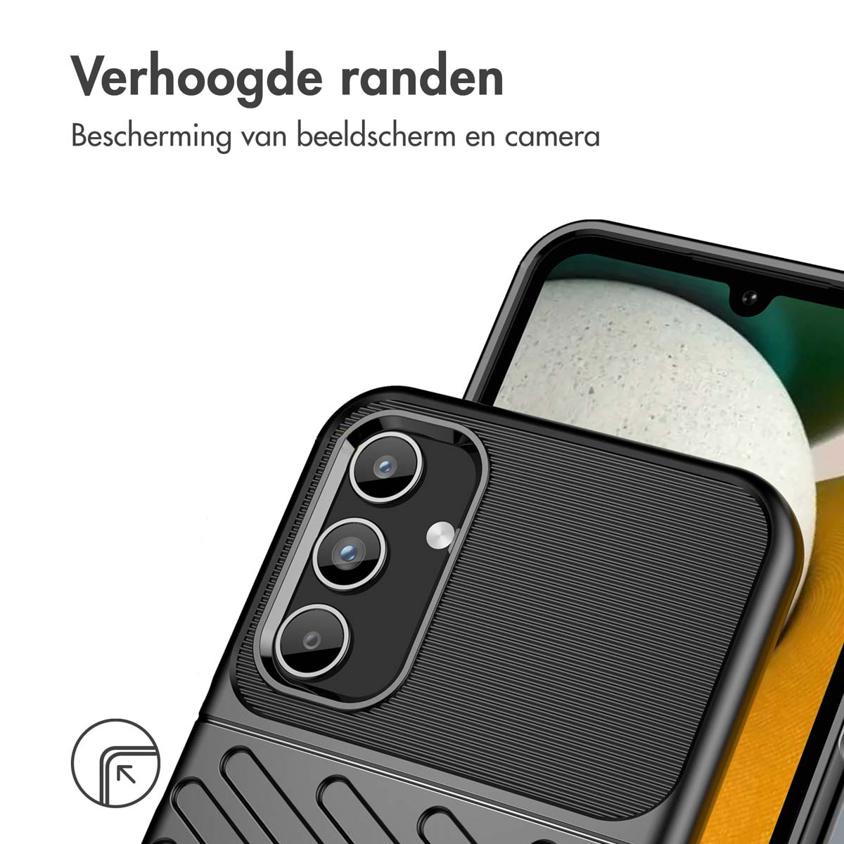 Zwarte telefoonhoes met bescherming. De telefoonhoes is zwart en heeft een ontwerp.