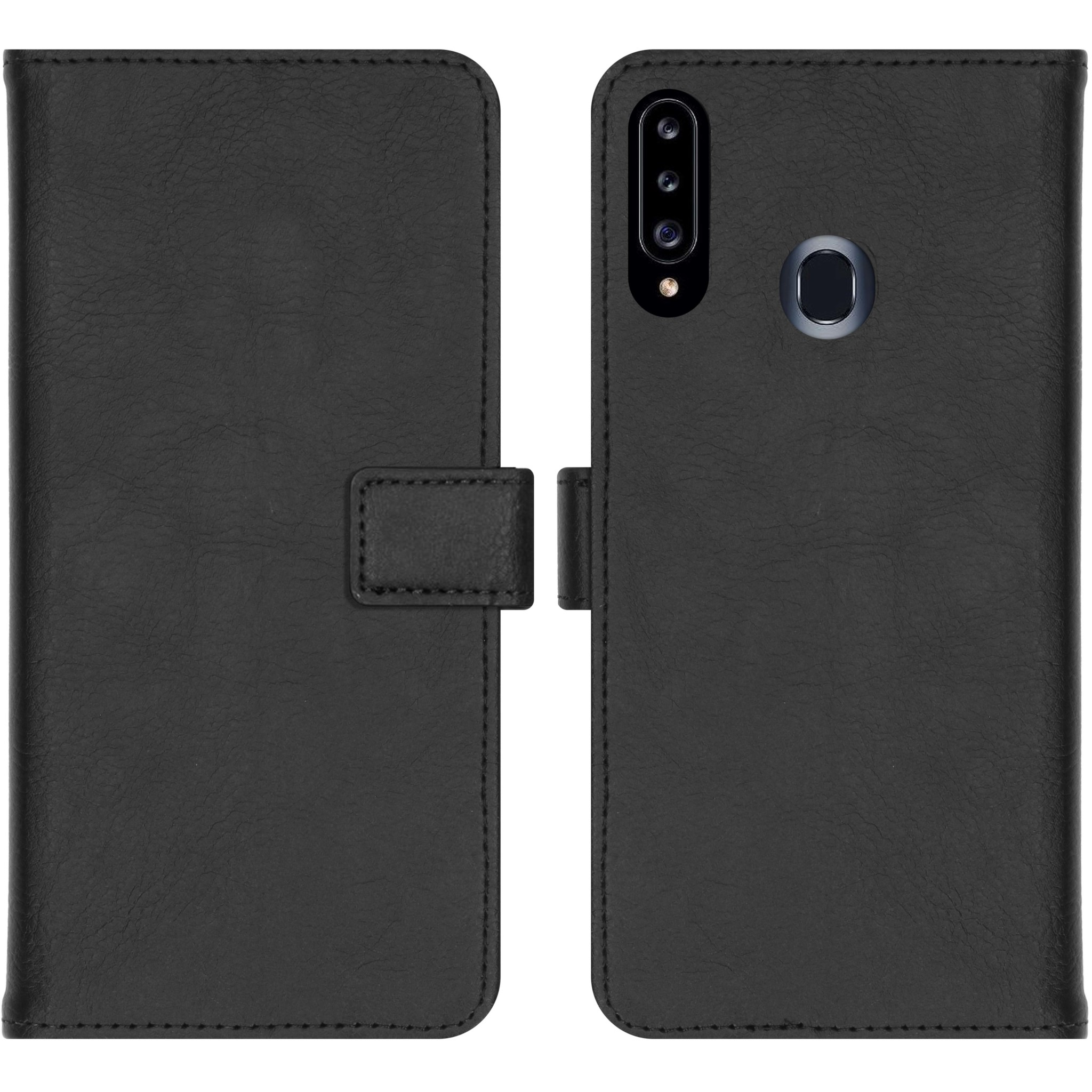 Zwarte leren flipcase voor smartphone met drievoudige camera en vingerafdruksensor.
