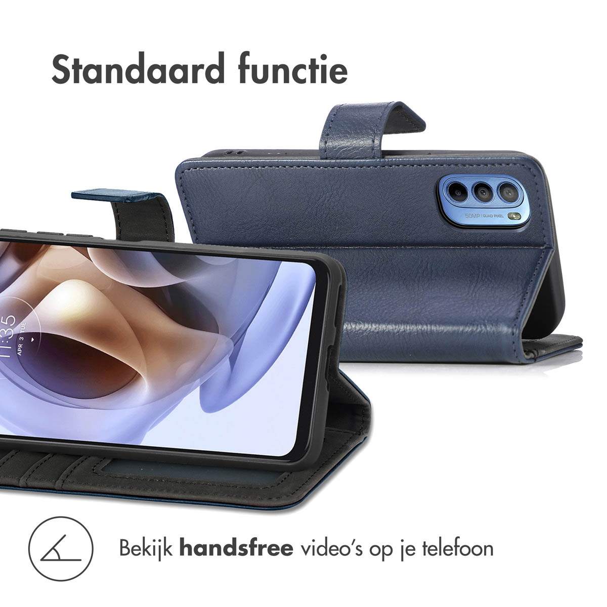 Blauwe telefoonhoes met een telefoon erin en een rechtopstaande telefoon.