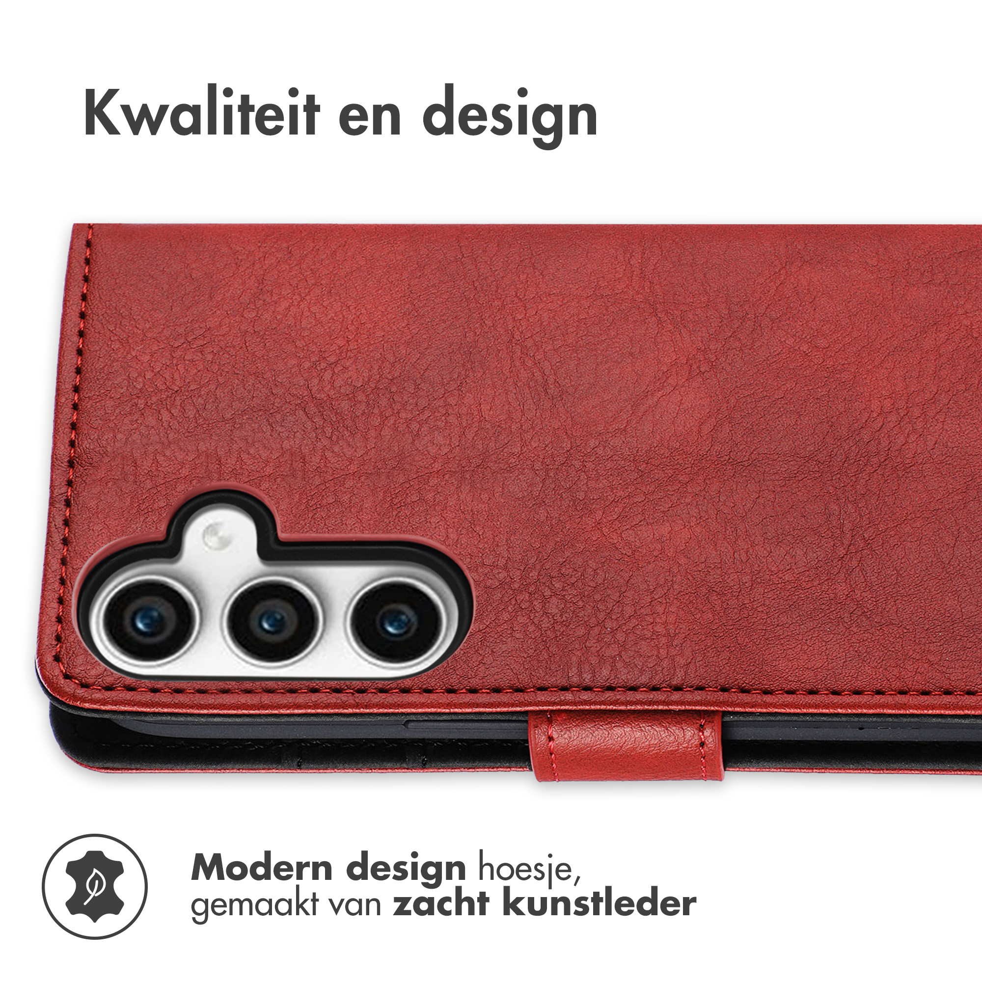 Rode kunstlederen telefoonhoes met camera's en tekst.