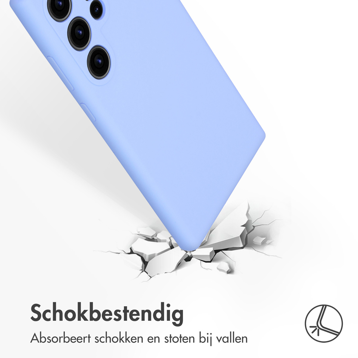 Lichtblauwe telefoonhoes met scheuren. De telefoonhoes valt en breekt de grond.