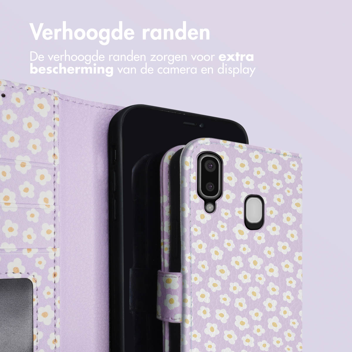 Paarse telefoonhoes met bloemen, open, toont camera en display.