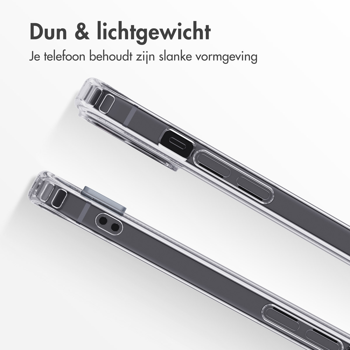 Deux coques de téléphone transparentes en gros plan sur le profil latéral, soulignant leur finesse.
