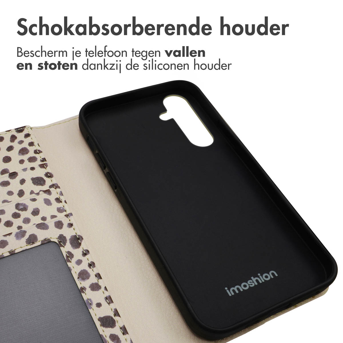 Zwarte telefoonhoes met luipaardprint en kaartsleuven.
