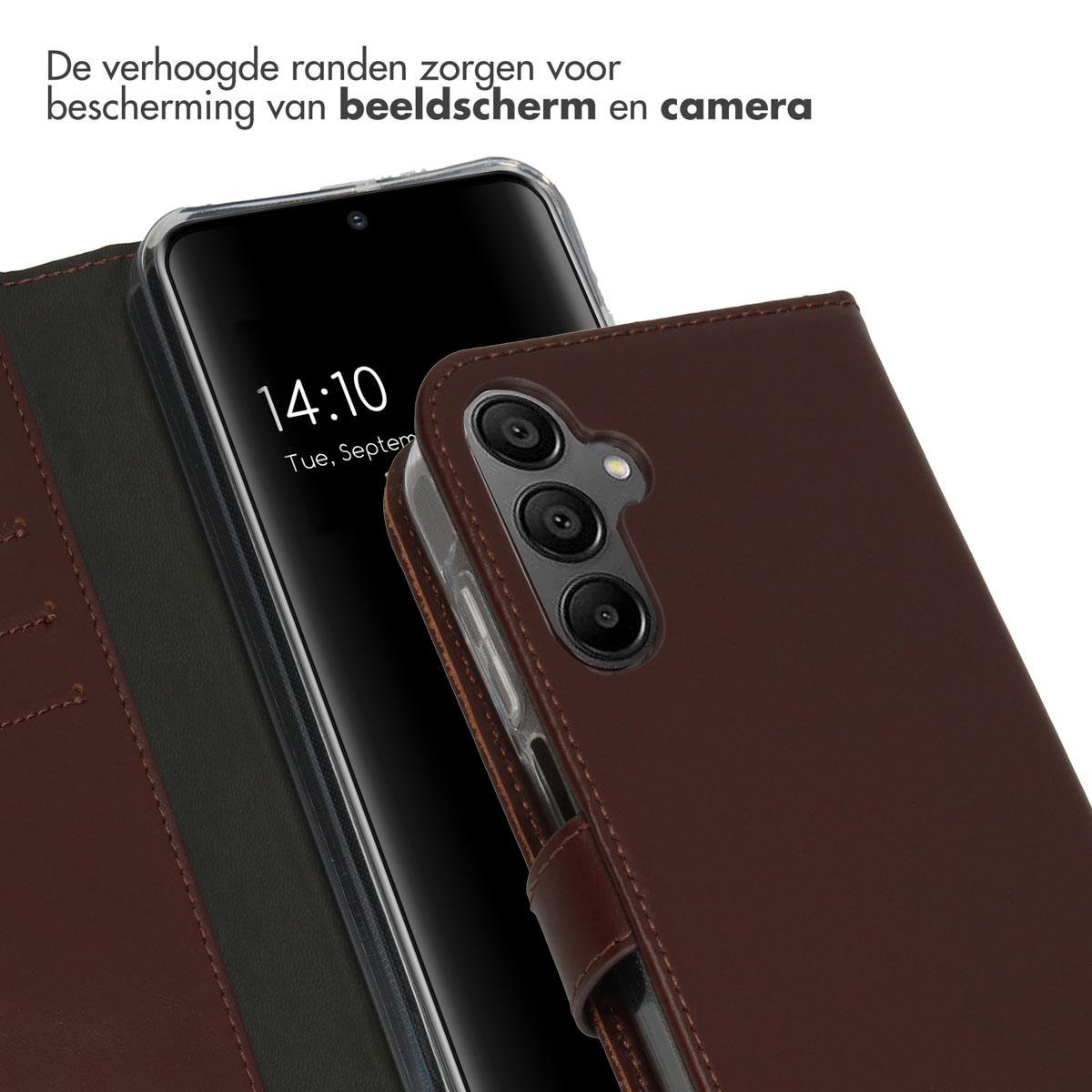 Bruin leren telefoonhoesje open, met het telefoonscherm met tijd.