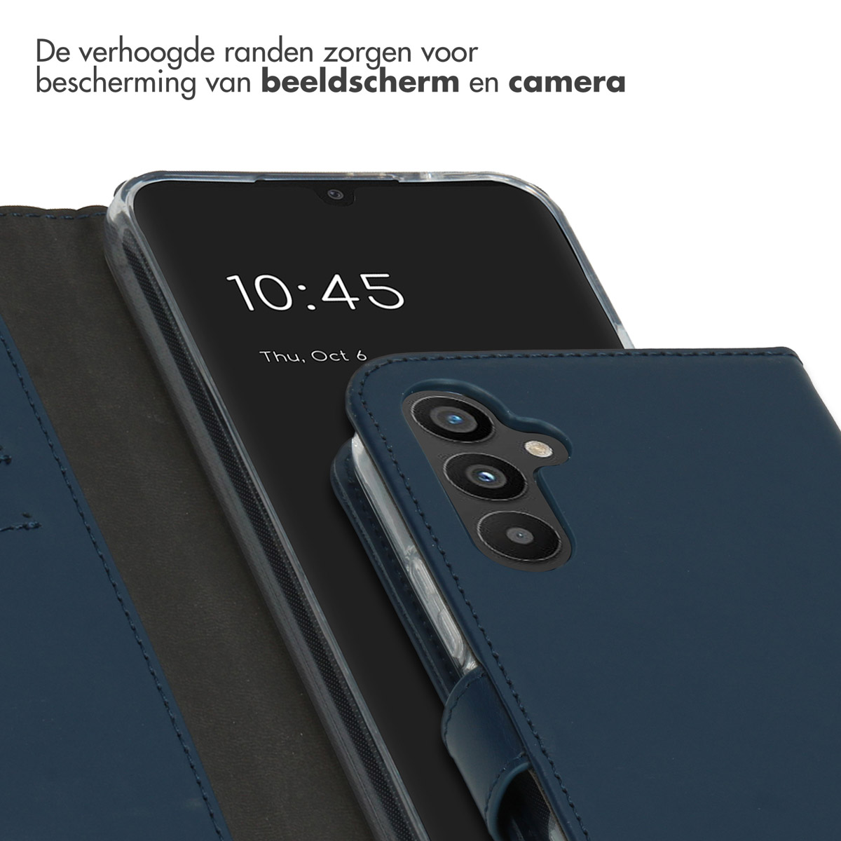 Coque de téléphone bleue avec un téléphone à l'intérieur. La coque est ouverte.
