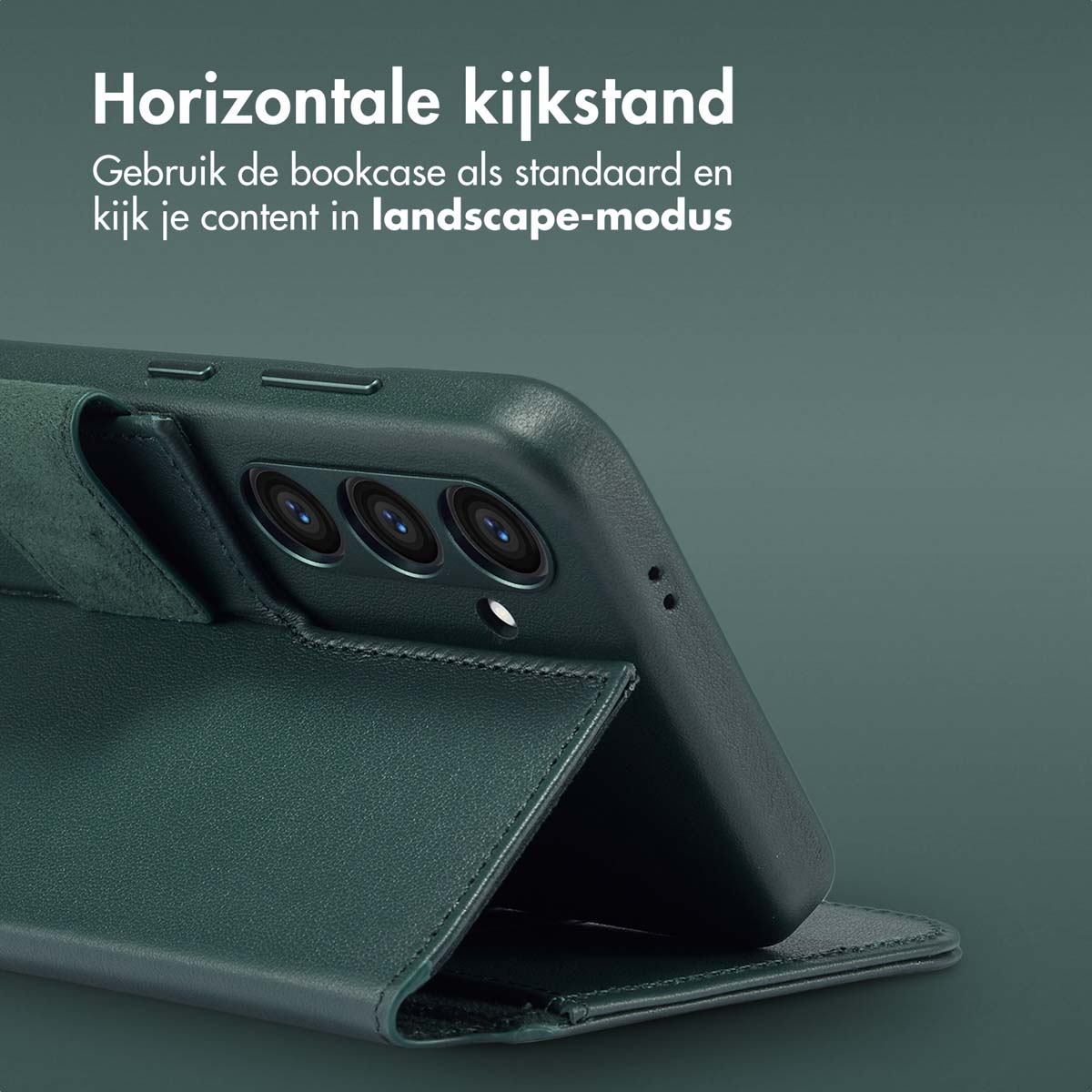 Groen telefoonhoesje met standaard. Tekst: Horizontale kijkstand, Gebruik de bookcase case als standaard.
