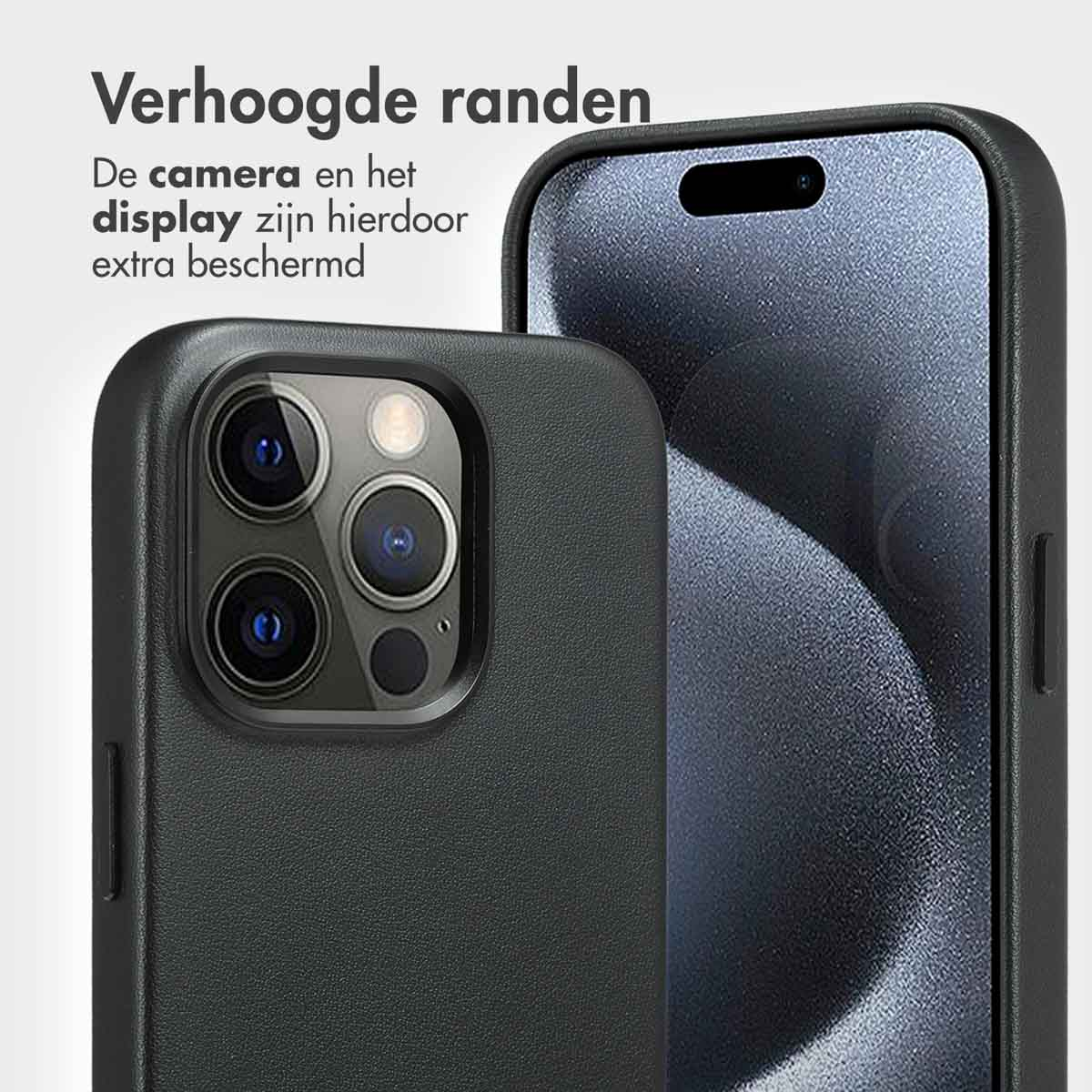 Gros plan d'un étui de téléphone noir et d'un écran. Le texte néerlandais indique que l'appareil photo et l'écran sont protégés.
