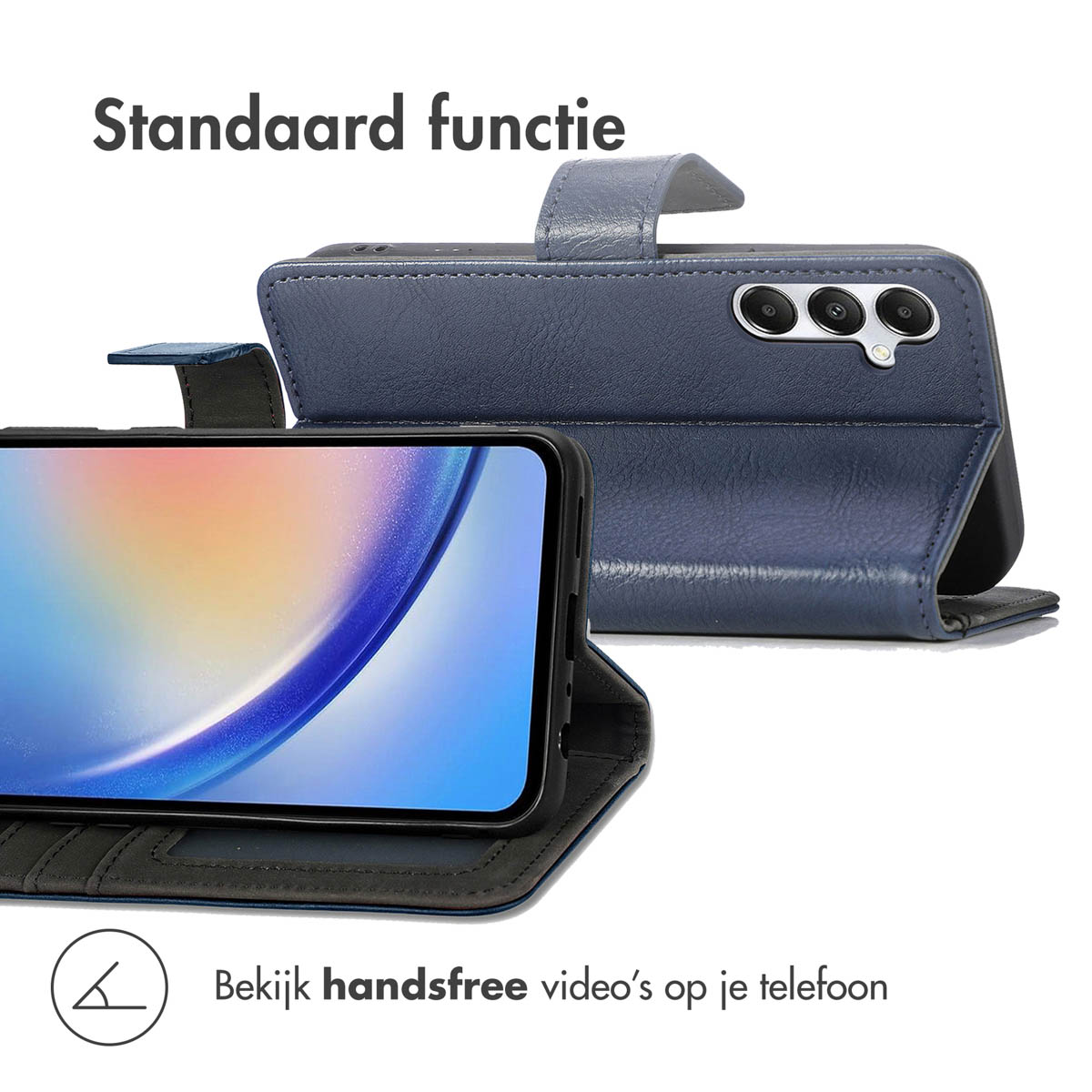 Blauwe telefoonhoes met telefoon erin, opgevouwen. Tekst: Standfunctie, bekijk handsfree video's op je telefoon.