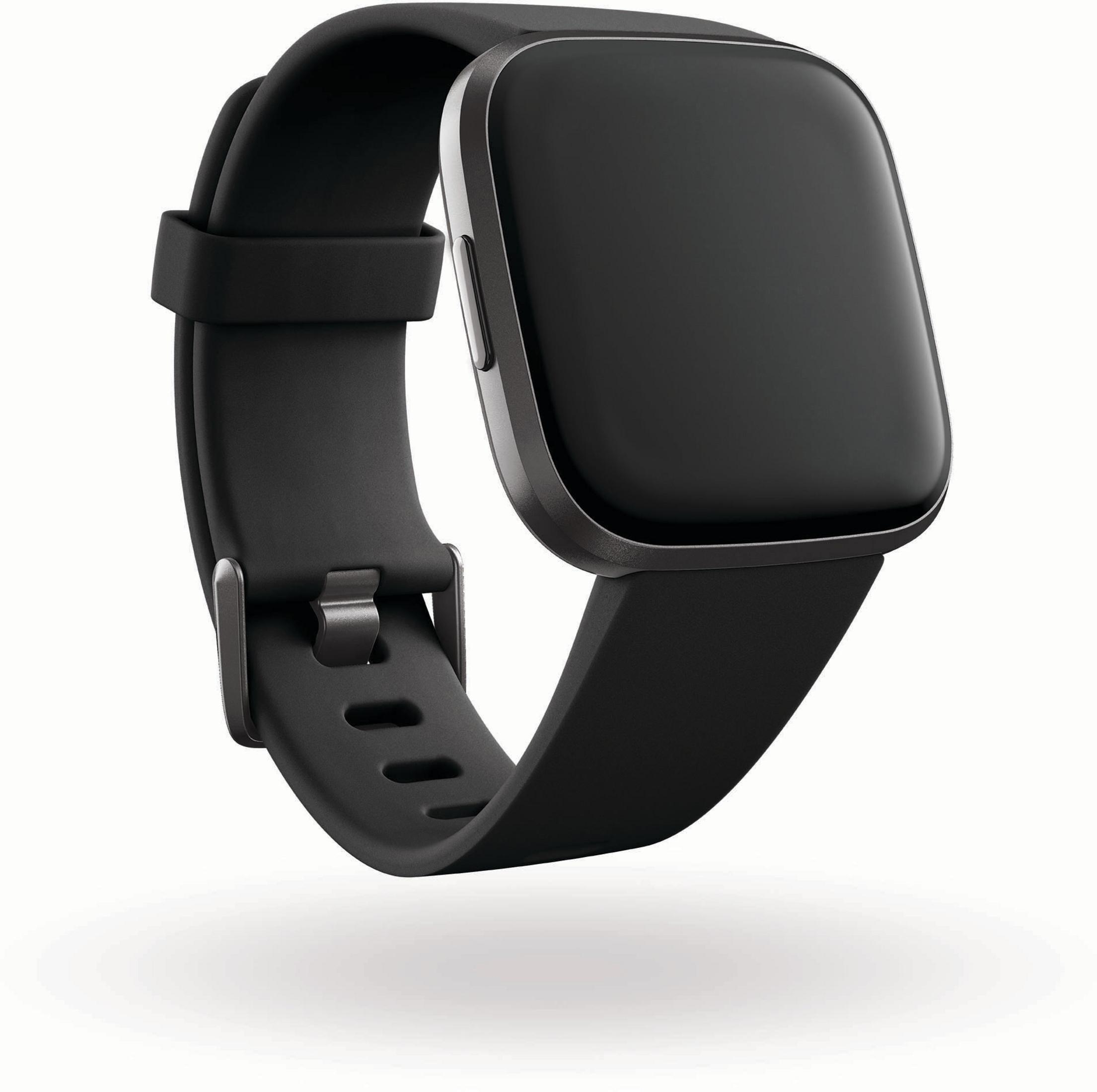 Uno smartwatch nero con cinturino nero, su una superficie bianca.