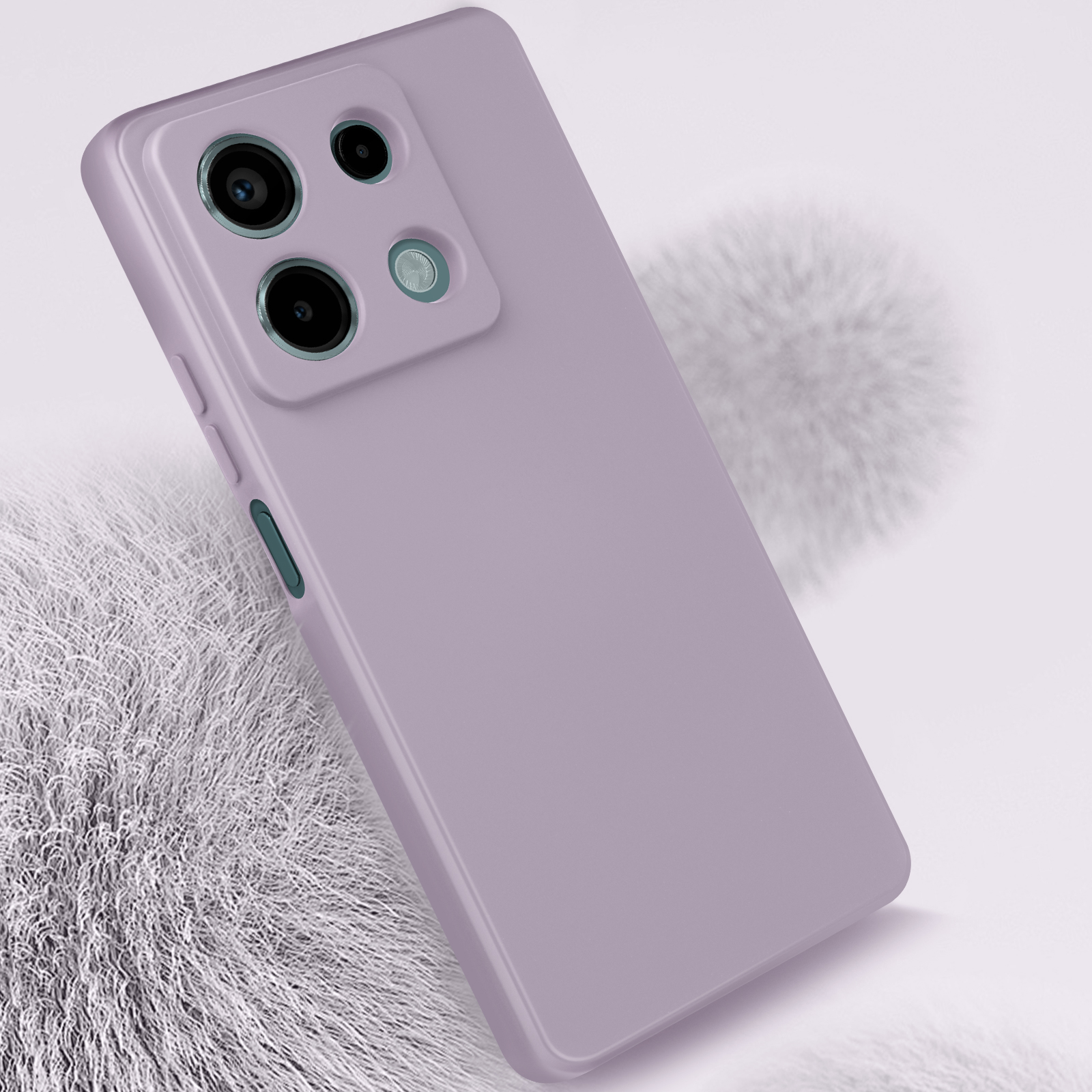 Una custodia per telefono viola con un rialzo per la fotocamera su una superficie sfocata.