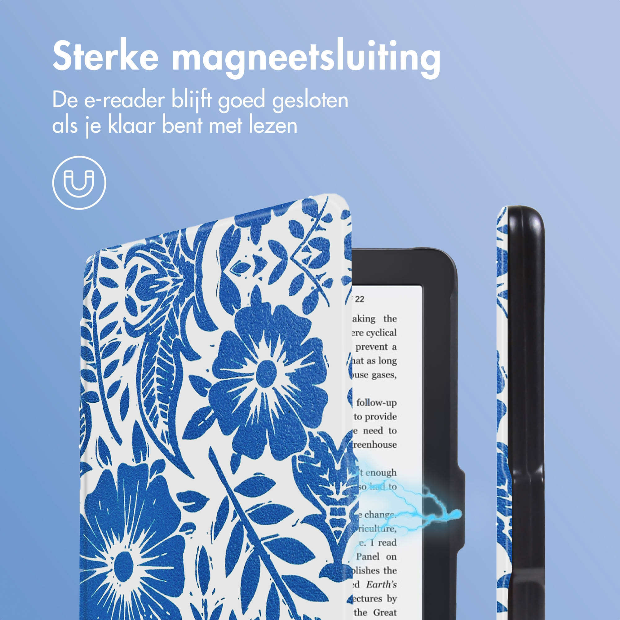 E-reader hoes met blauw-wit bloemenpatroon en magneetsluiting.