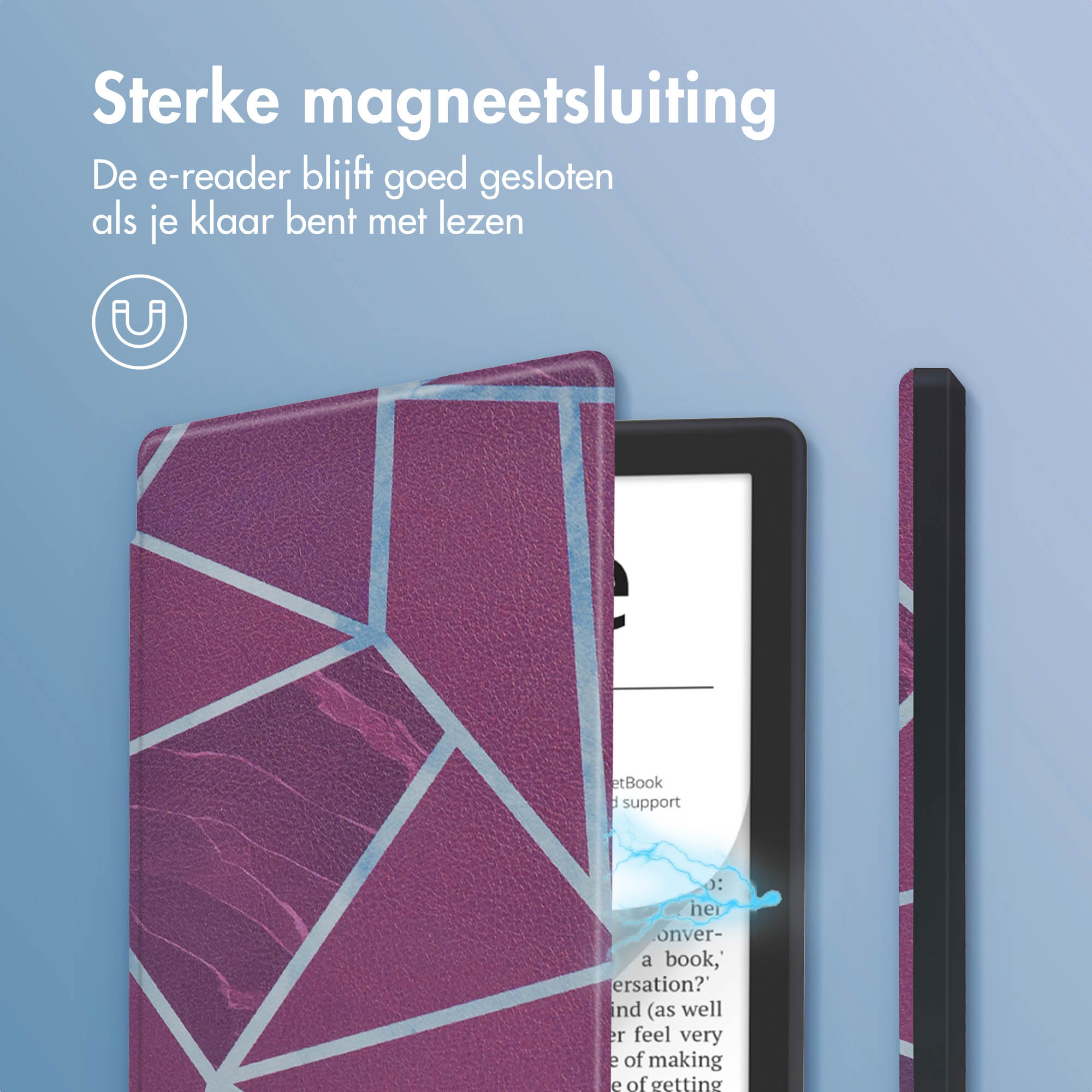 Paarse geometrisch patroon e-reader hoes, gesloten. E-reader binnen; magnetische sluiting wordt benadrukt.