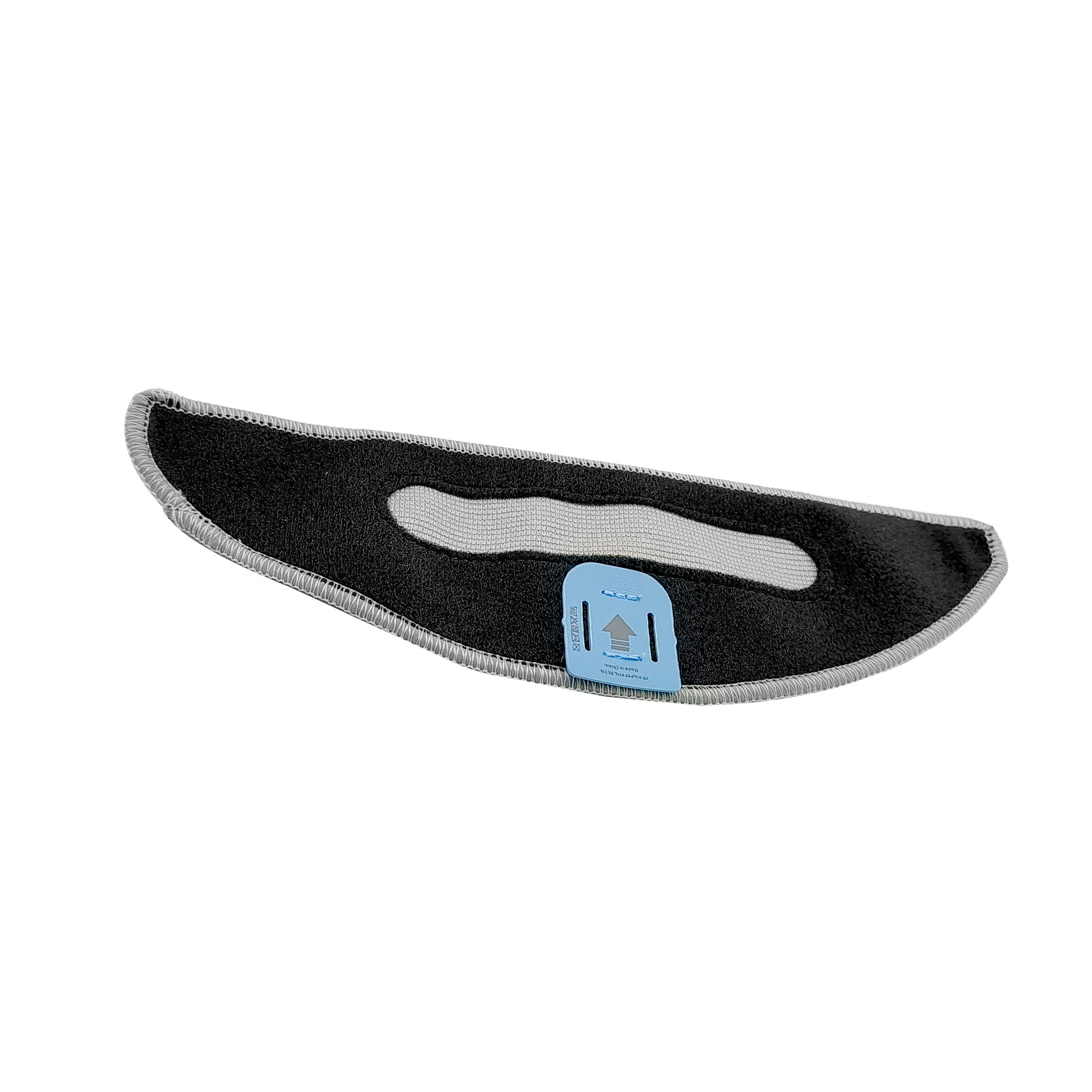 Schwarzes und graues Reinigungspad mit einem blauen Tab. Es ist wie ein Bumerang geformt.