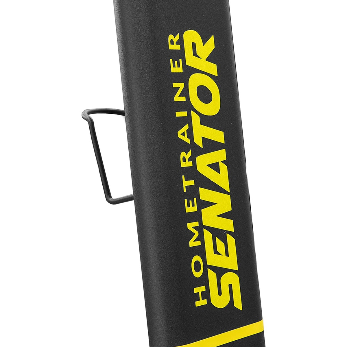 Close-up van een zwarte en gele Home Trainer, Senator staat erop.