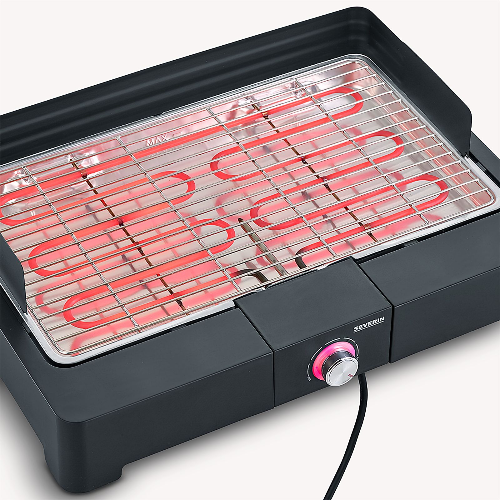 Una griglia elettrica nera con elementi riscaldanti rossi. Il controllo della temperatura è a destra.